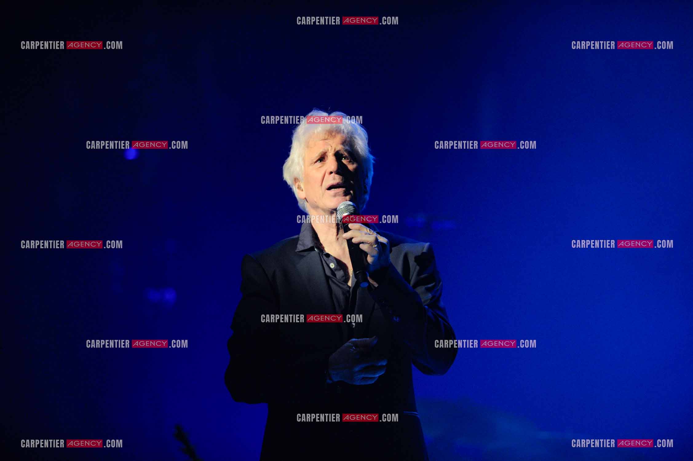 Le chanteur Gérard Lenorman en concert au Grand Rex à Paris.  ( Exclusif )