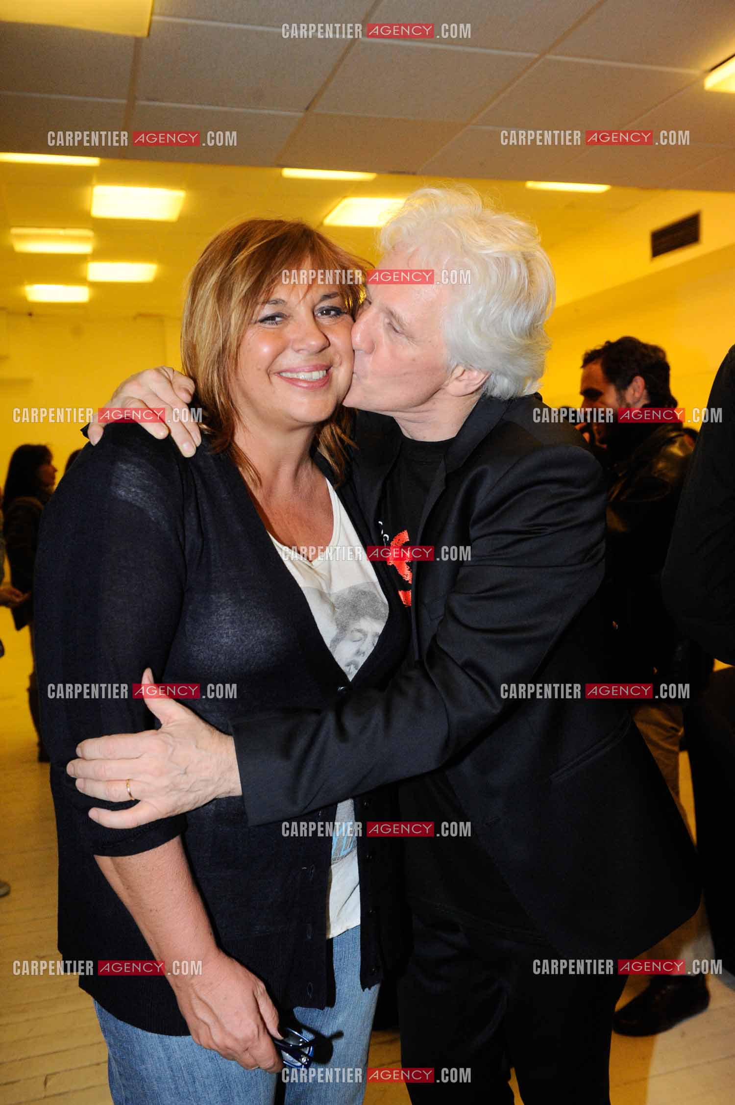 Le chanteur Gérard Lenorman en concert au Grand Rex à Paris. Dans les loges, Gérard Lenorman et Michèle Bernier.  ( Exclusif )