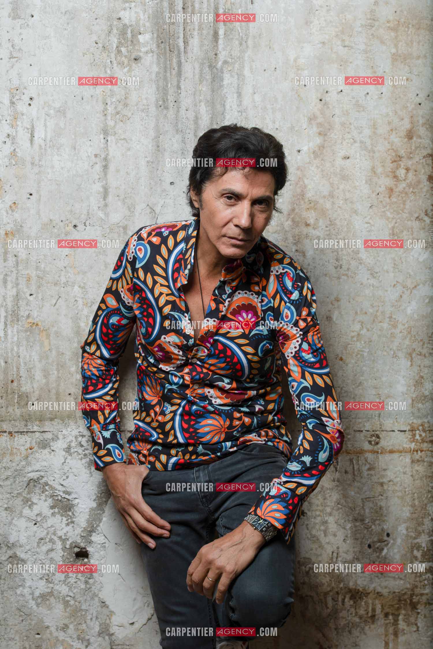 Le chanteur Jean-Luc Lahaye viens enfin d'obtenir de la part du juge l'autorisation de pouvoir se produire sur scène devant ses fans. Cela faisait presque trois années que Jean-Luc Lahaye avait été mis en examen pour viol et agression sexuelle de deux mineures, et avait été interdit par la juge d'instruction chargée des investigations de se produire en public.  ( Exclusif )