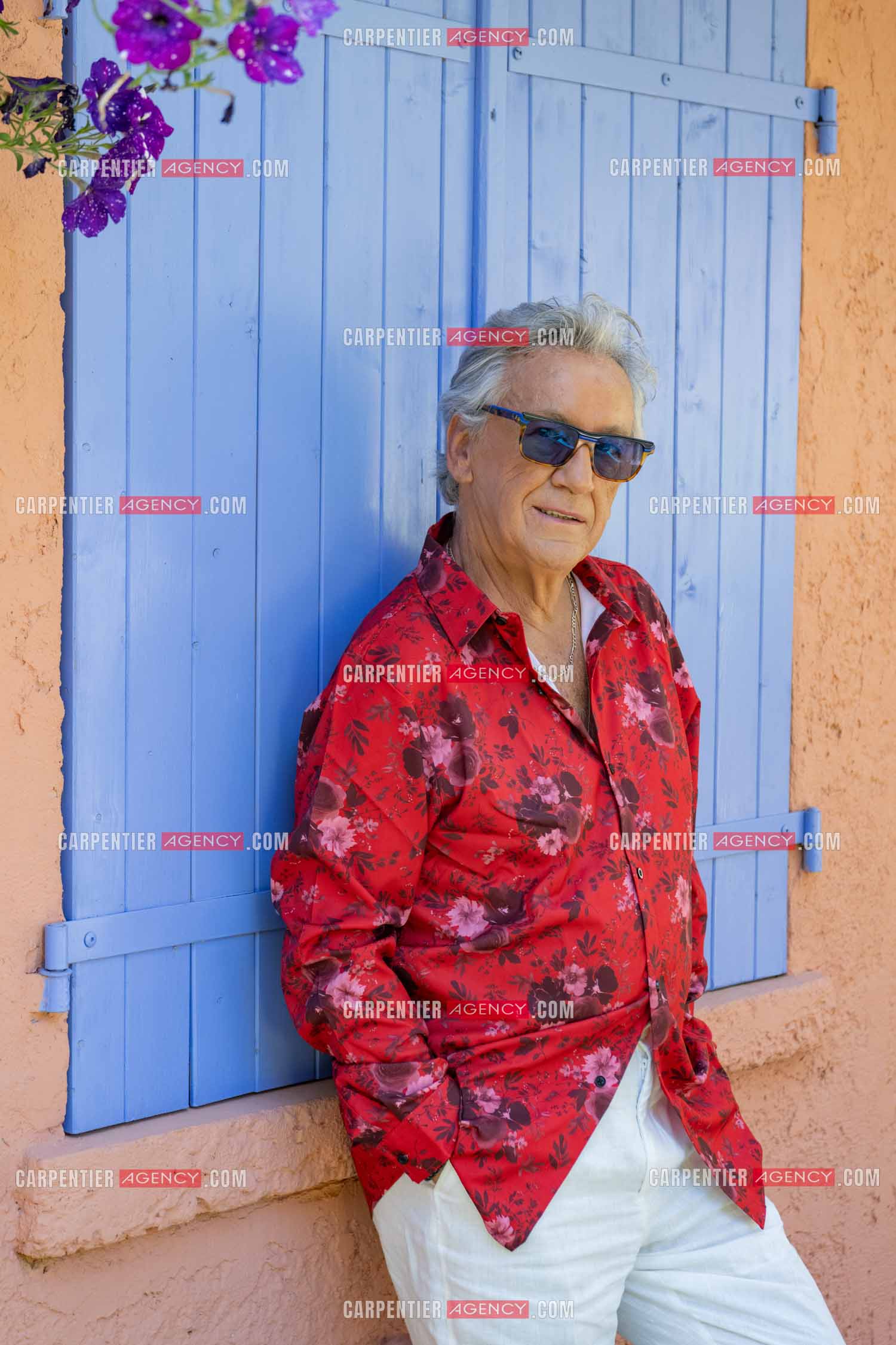 Portrait du chanteur Jean-Pierre Savelli chez lui dans le Var le 28 Mai 2025.  ( Exclusif )