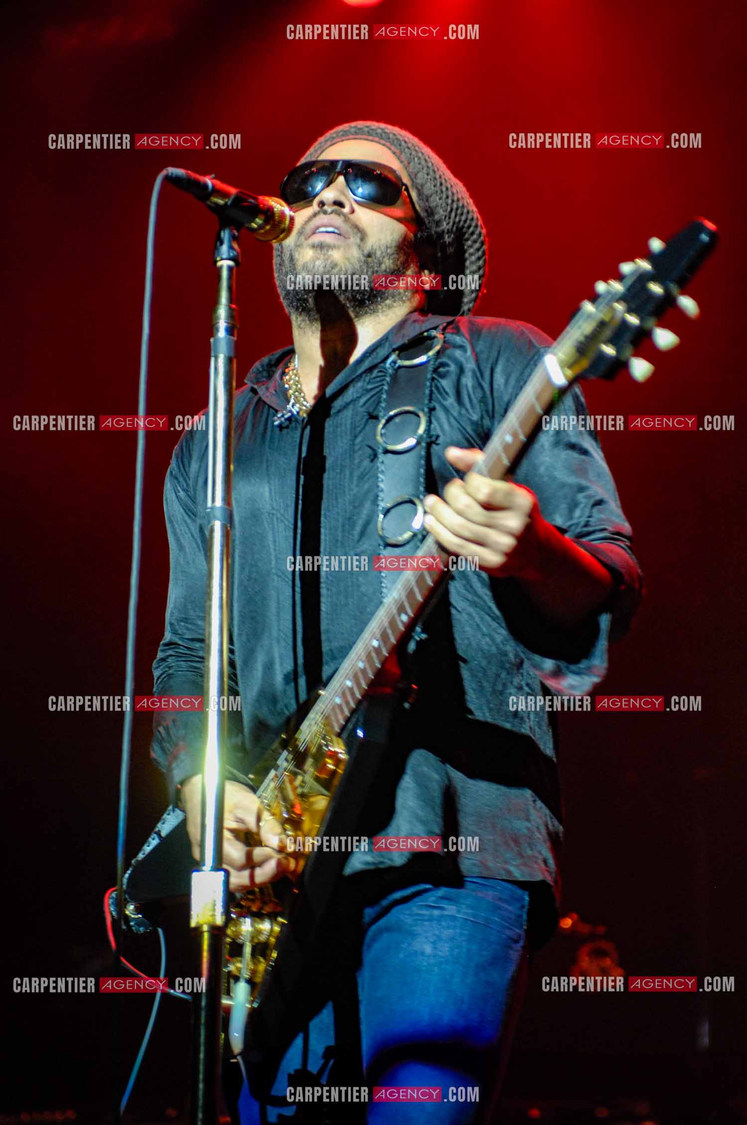 L'artiste rock américain Lenny Kravitz en concert au Zénith de Paris pour deux soirs.   ( Exclusif )
