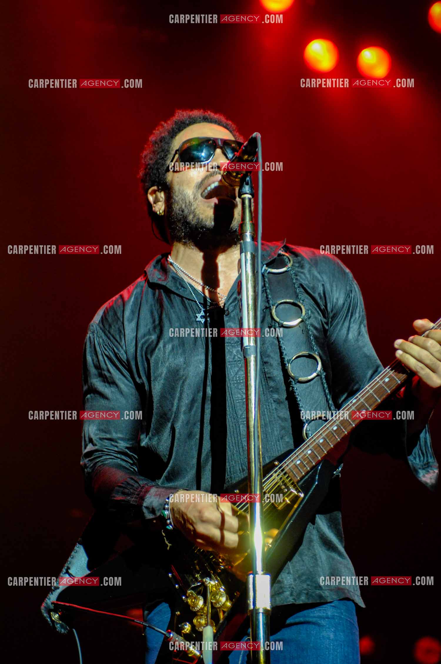 L'artiste rock américain Lenny Kravitz en concert au Zénith de Paris pour deux soirs.   ( Exclusif )