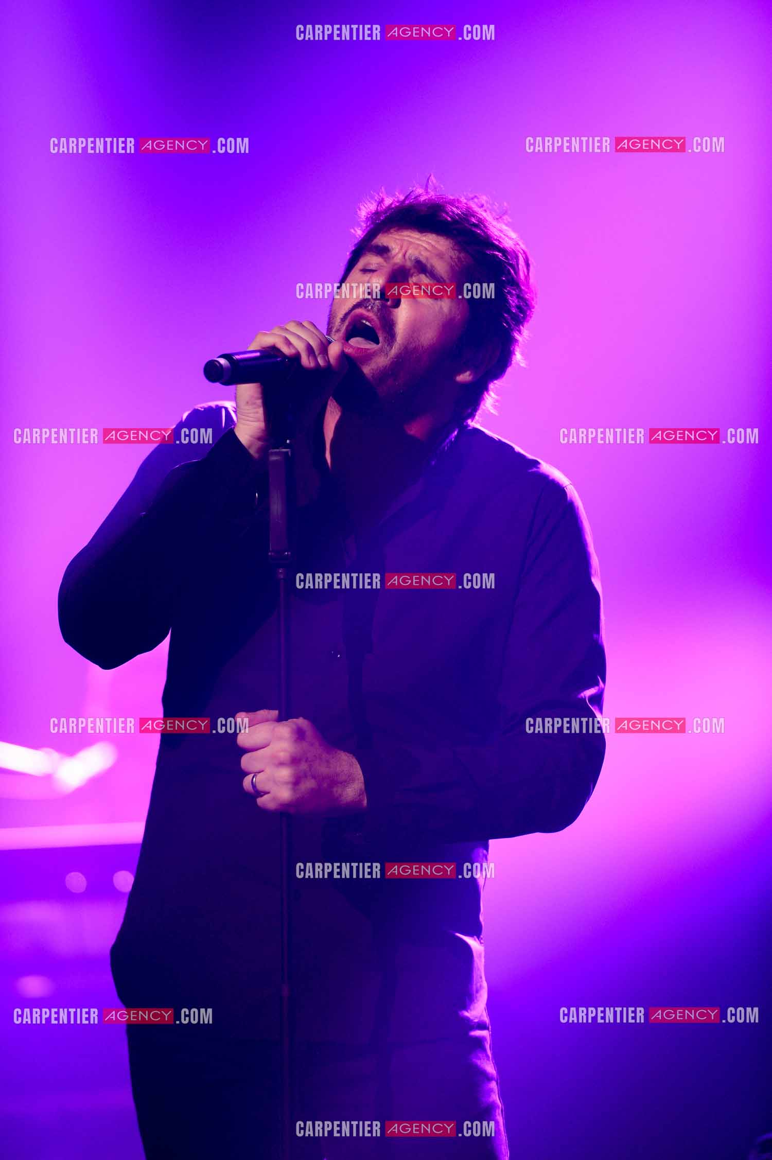 Le chanteur Patrick Fiori en concert.  ( Exclusif )