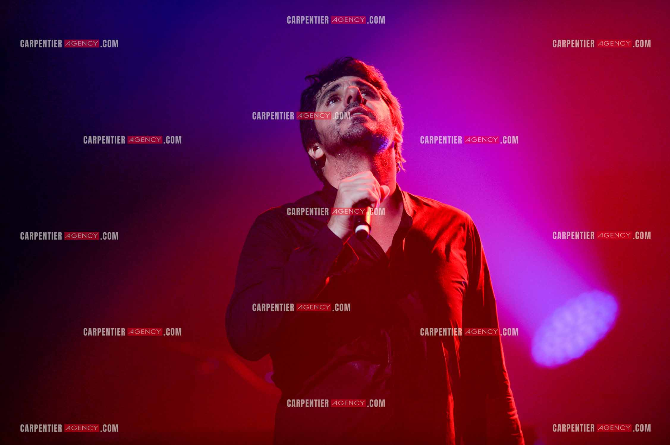 Le chanteur Patrick Fiori en concert.  ( Exclusif )