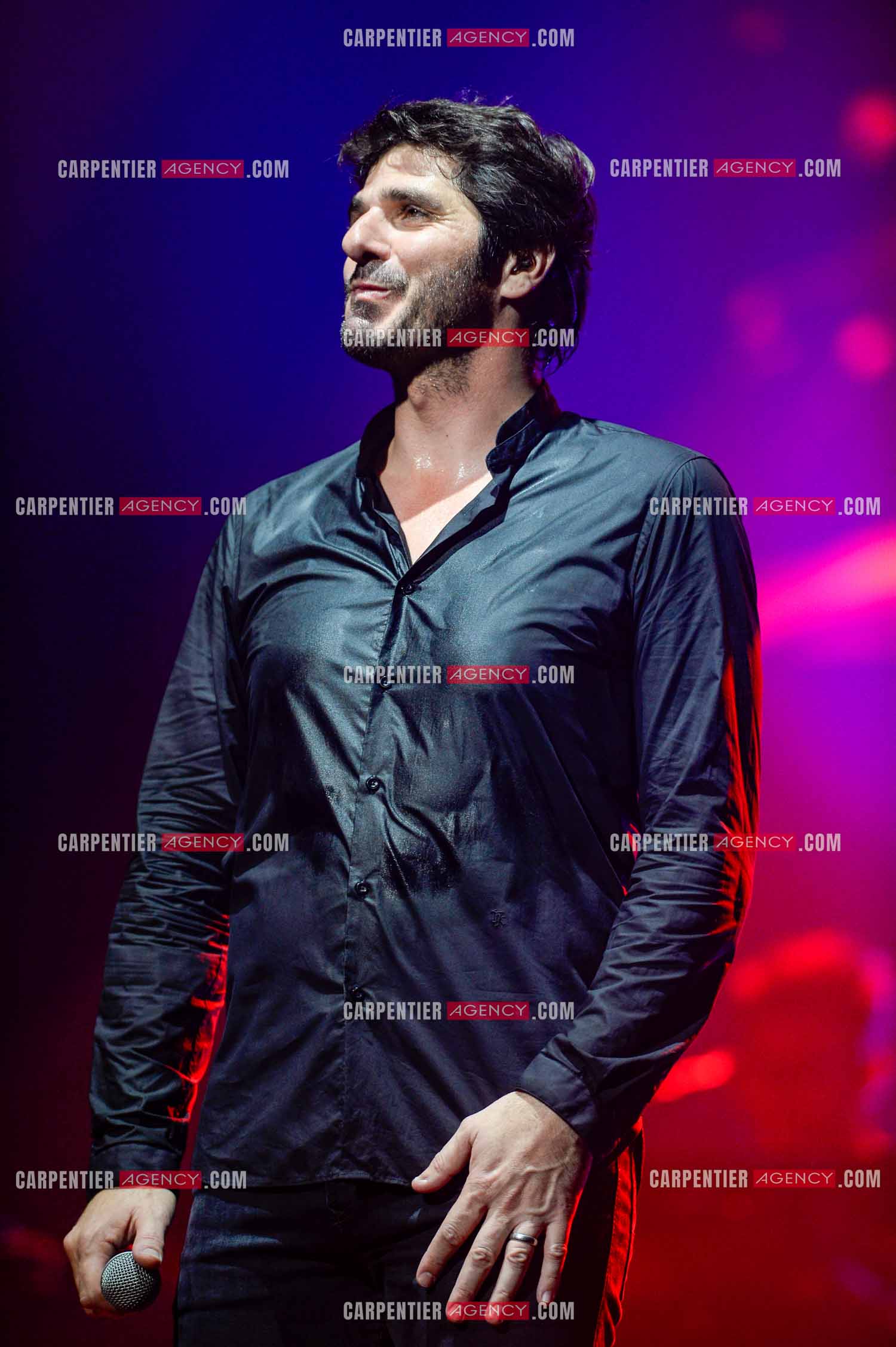 Le chanteur Patrick Fiori en concert.  ( Exclusif )