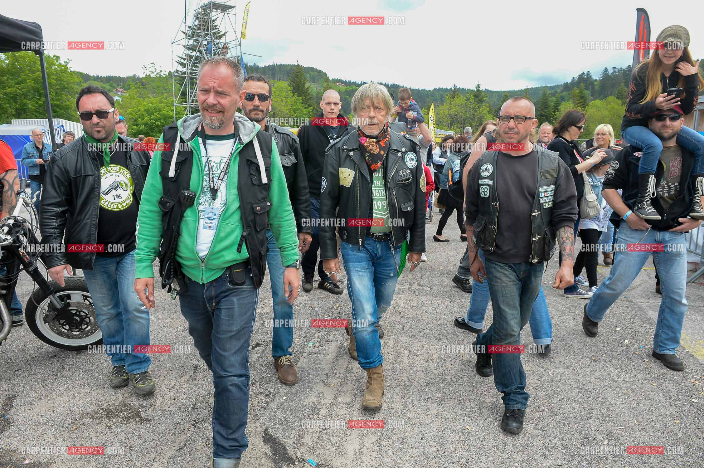 Le chanteur Renaud ( parrain de cette seconde édition ) assiste au "Motordays" à Gérardmer en 2016. Renaud entouré de ses amis bikers.  ( Exclusif )
