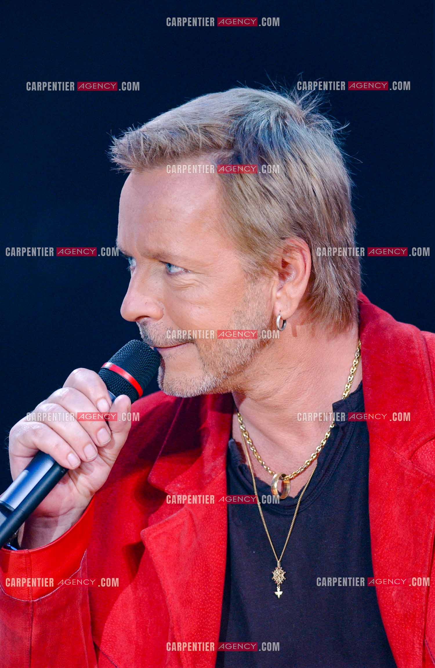 Le chanteur Renaud invité pour l'anniversaire des 20 ans du Zénith de Paris.