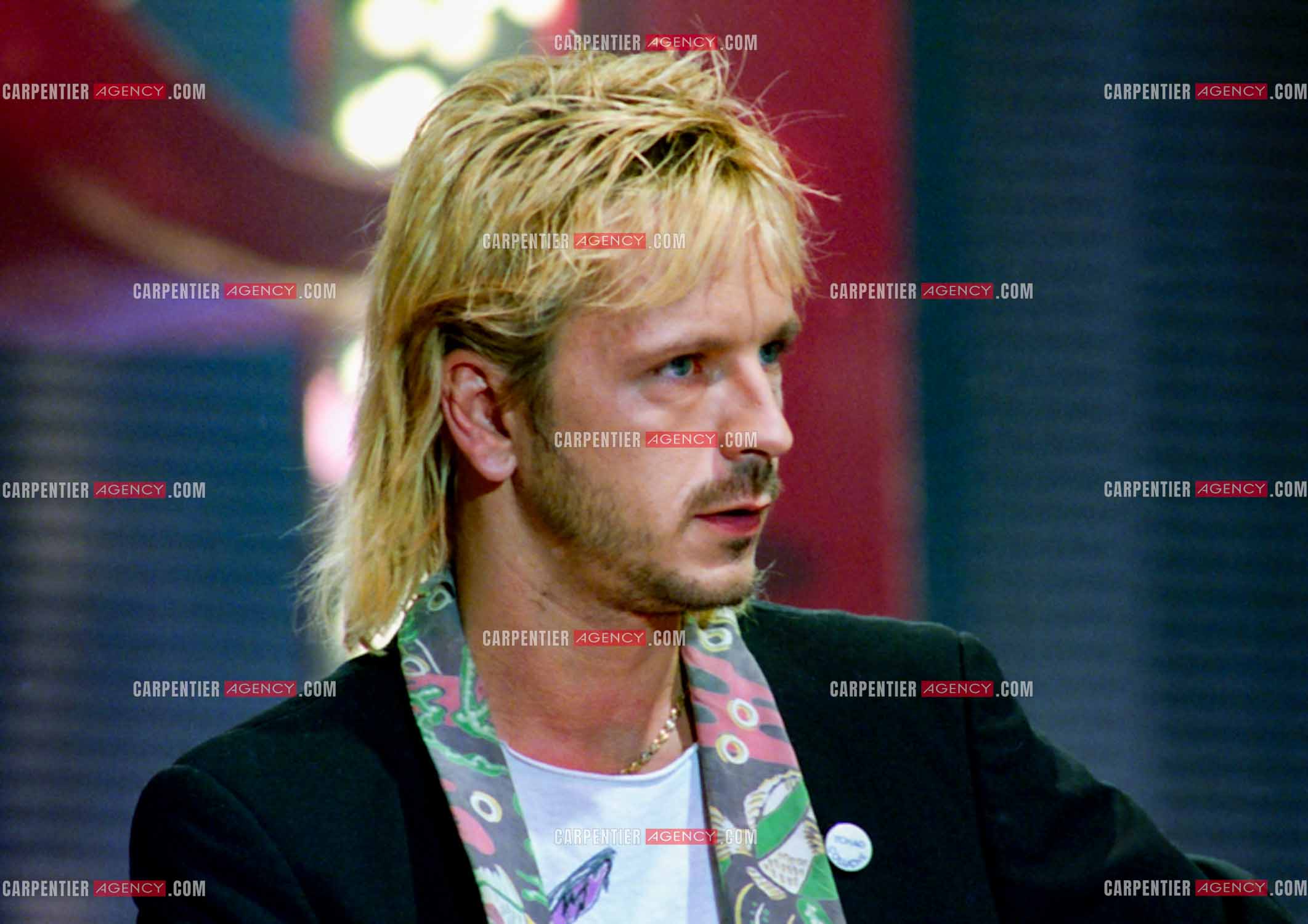 Émission présentéec par Philippe Risoli de quatre concerts dans quatre villes “LA NOUVELLE AFFICHE“ “LA NOUVELLE AFFICHE“. Le chanteur Renaud.  ( Exclusif )