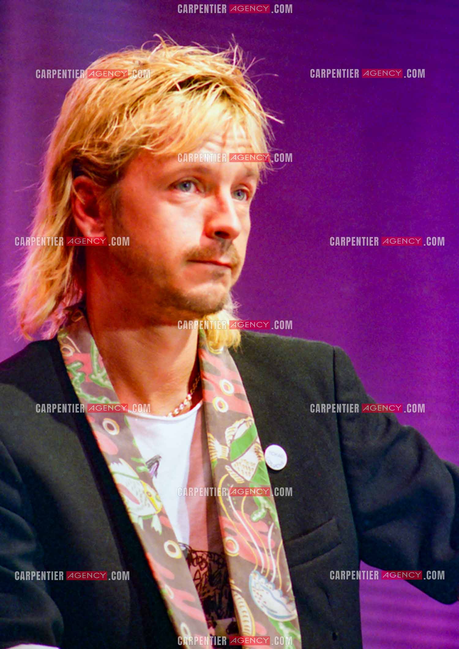 Émission présentéec par Philippe Risoli de quatre concerts dans quatre villes “LA NOUVELLE AFFICHE“ “LA NOUVELLE AFFICHE“. Le chanteur Renaud.  ( Exclusif )