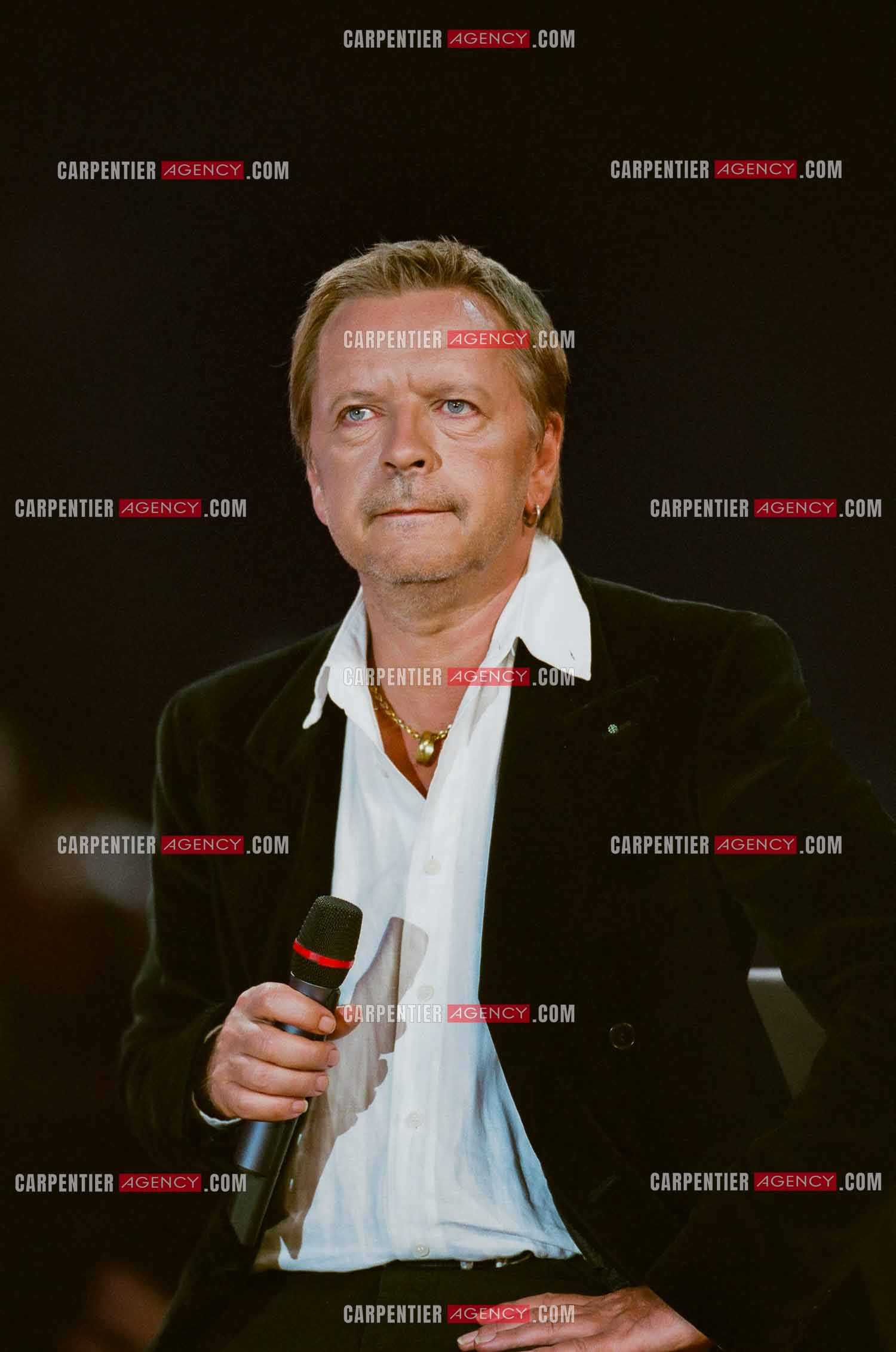 Le chanteur Renaud lors des Victoires de la musique au Zénith de Paris en 2005.