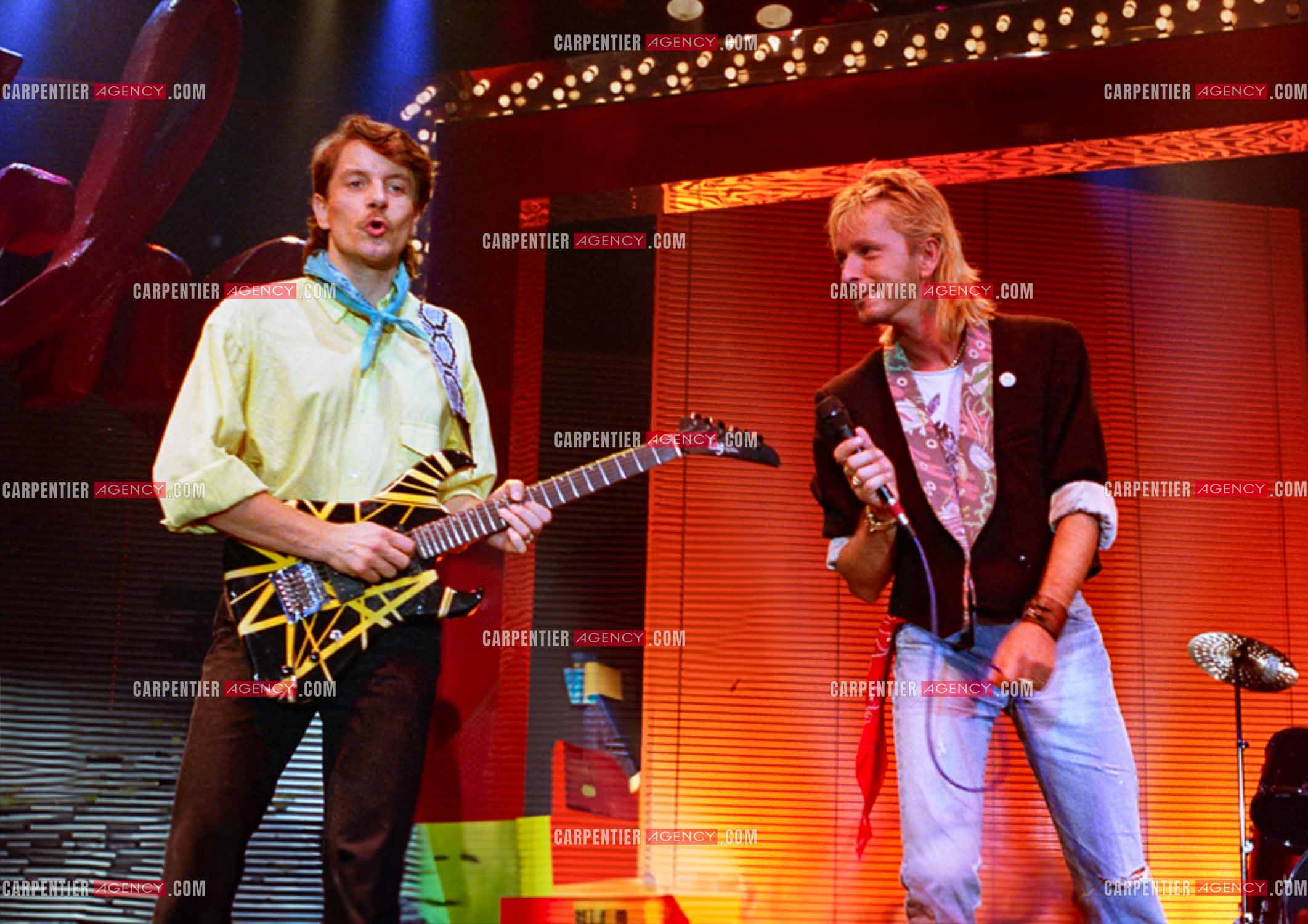 Émission présentéec par Philippe Risoli de quatre concerts dans quatre villes “LA NOUVELLE AFFICHE“ “LA NOUVELLE AFFICHE“. Les chanteurs Renaud et Francis Cabrel.  ( Exclusif )