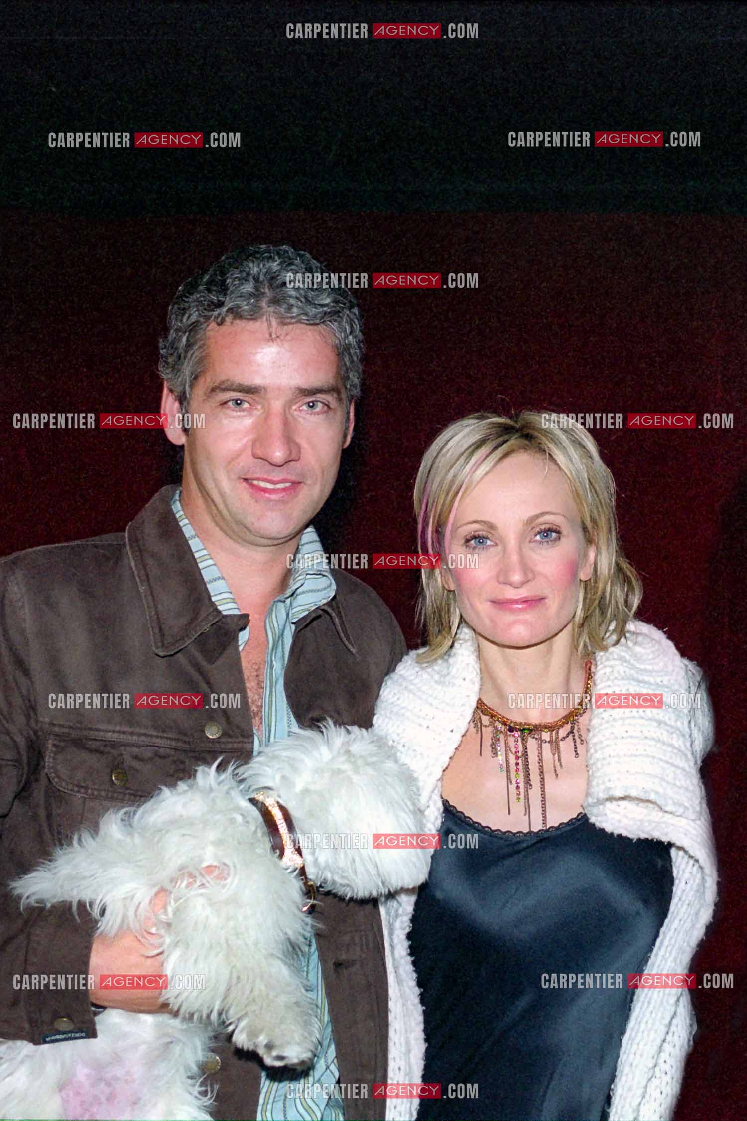 La chanteuse Patricia Kaas en concert au Cirque d'hiver du 2 au 4 octobre 2002. Dans les loges, Patricia et son compagnon.   ( Exclusif )