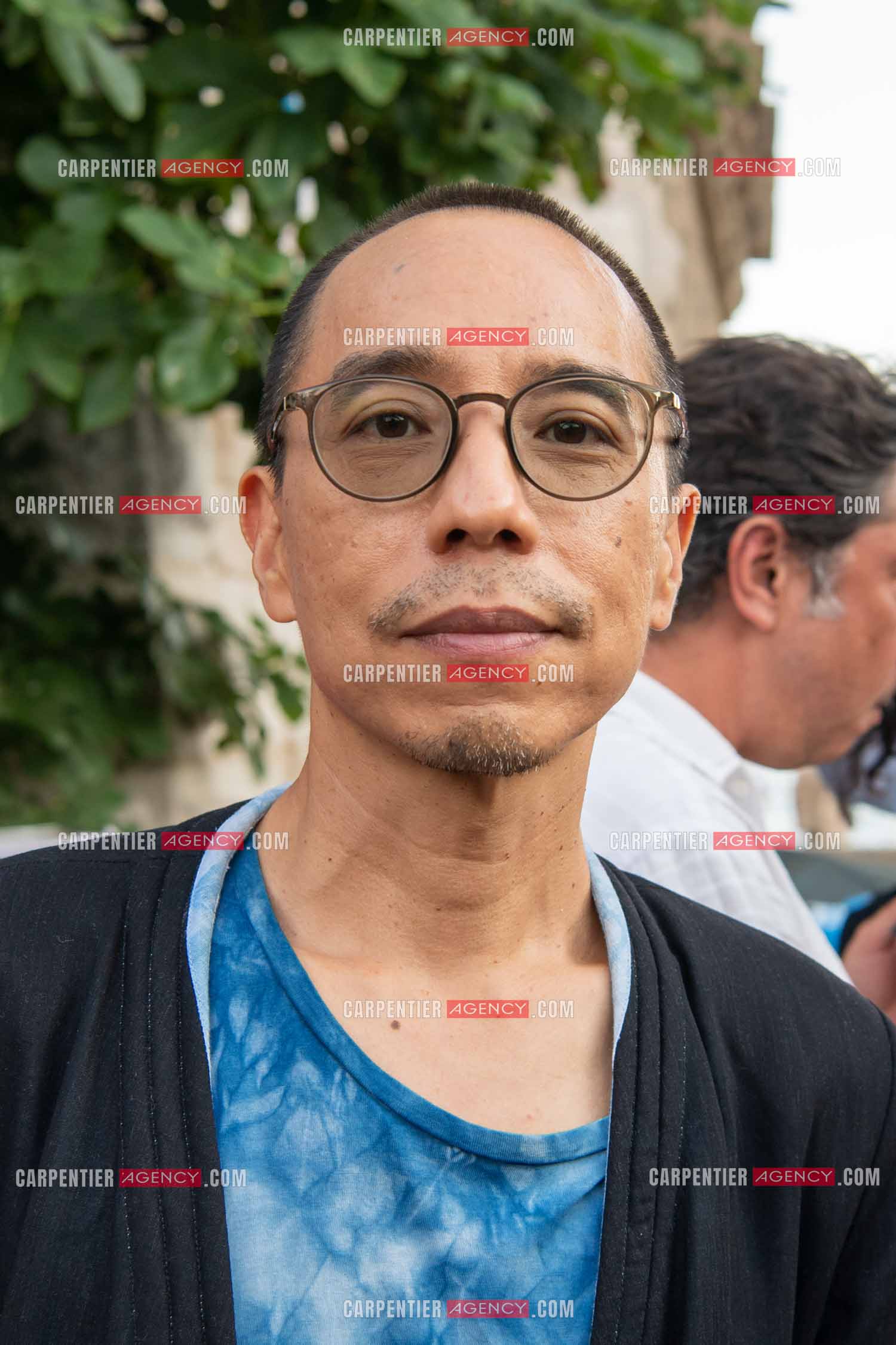 Le réalisateur, scénariste, producteur et artiste contemporain thaïlandais Apichatpong Weerasethakul au 32 èm Festival du film à Marseille. En plus d’être en compétition à Cannes avec son nouveau film, Memoria, Apichatpong Weerasethakul aura le droit à une rétrospective exceptionnelle au FID Marseille, qui lui décernera un Grand prix d’honneur pour l’ensemble de sa carrière.    ( Exclusif )