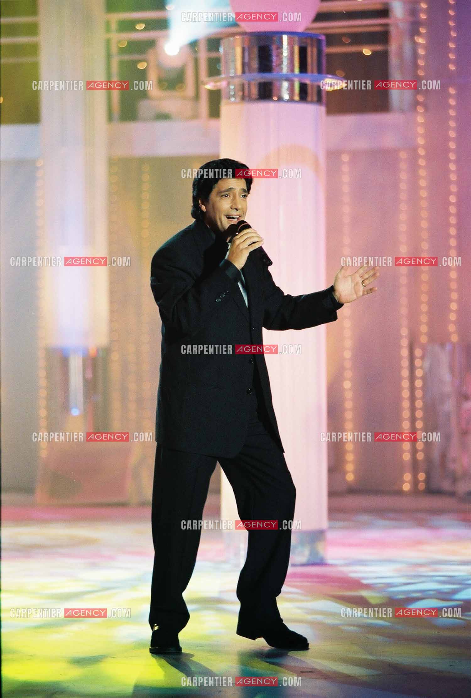 Le chanteur Frédéric François lors de l'enregistrement de l'émission “Les Années Tubes“.  ( Exclusif )