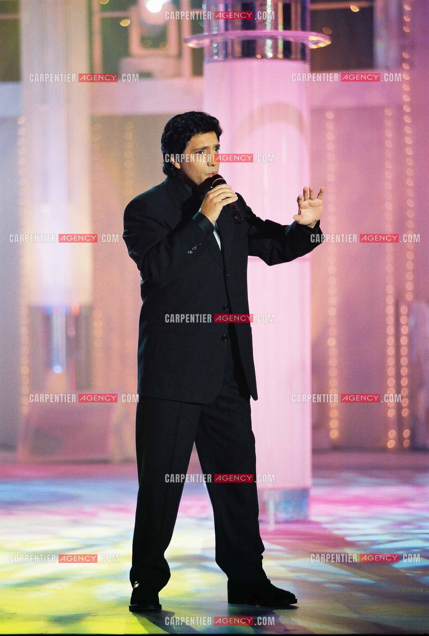 Le chanteur Frédéric François lors de l'enregistrement de l'émission “Les Années Tubes“.  ( Exclusif )