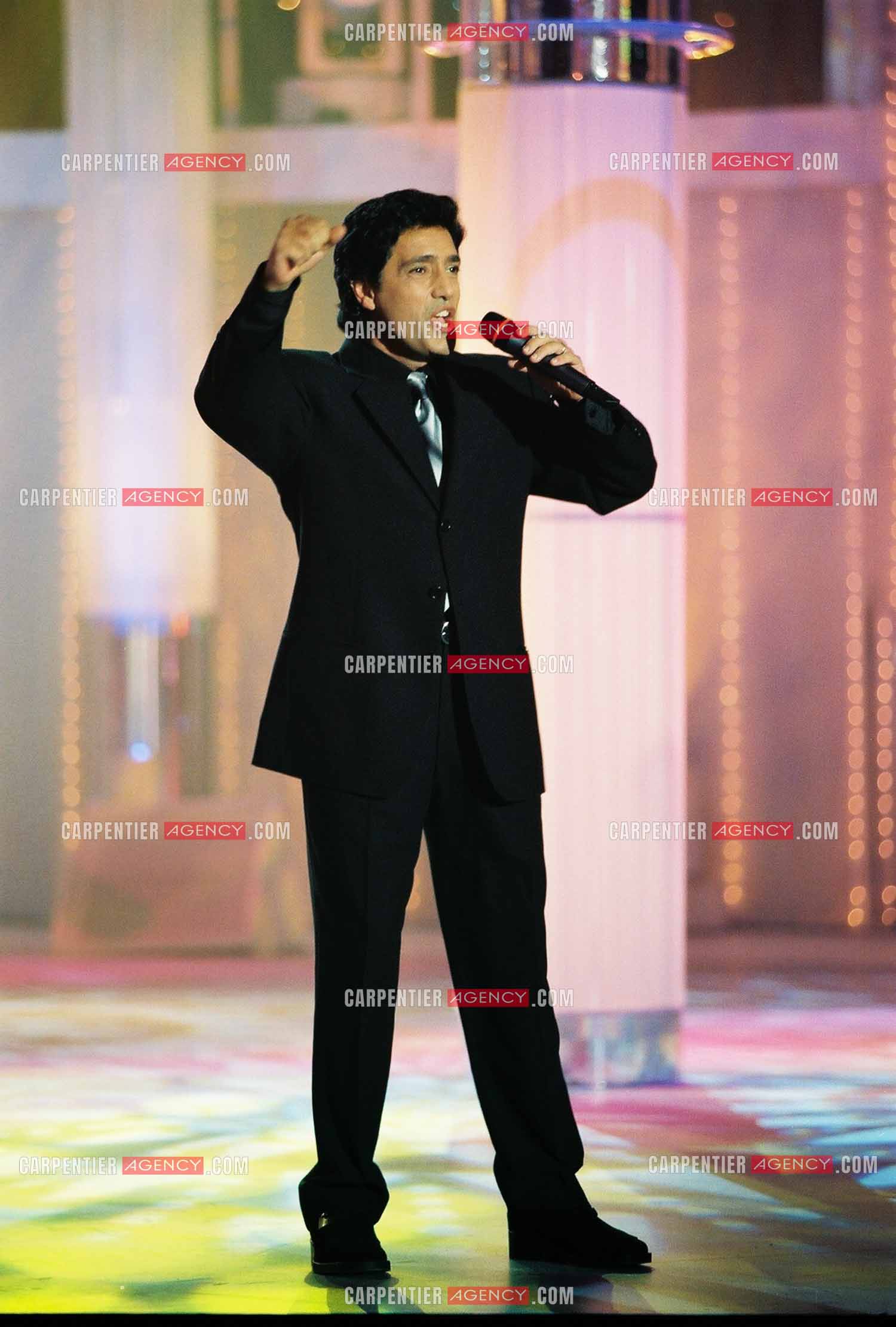 Le chanteur Frédéric François lors de l'enregistrement de l'émission “Les Années Tubes“.  ( Exclusif )