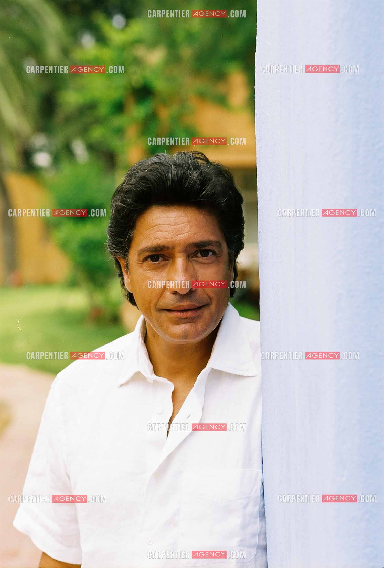 Le chanteur Frédéric François lors d'une escale en Turquie pour une séance photo.  ( Exclusif )