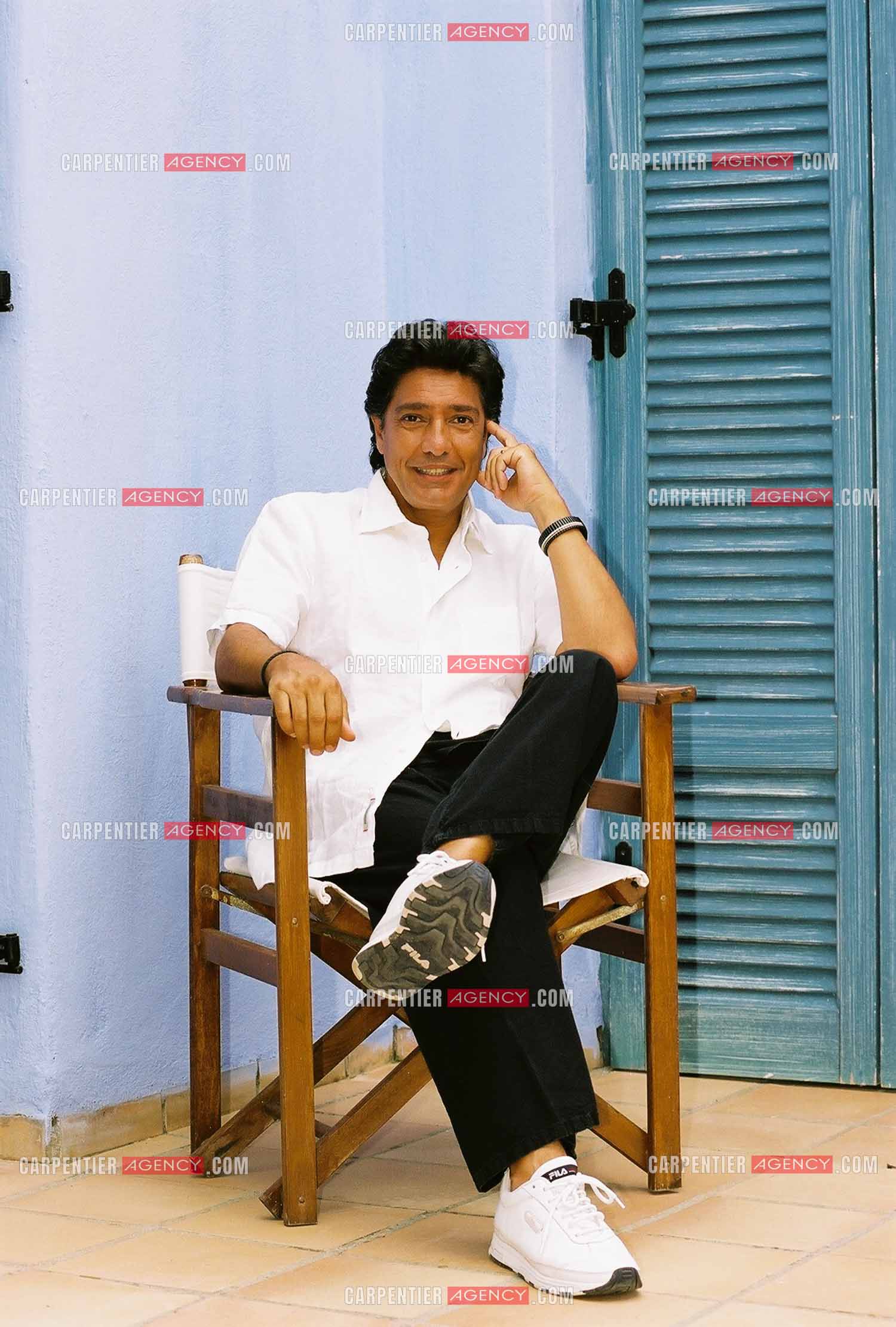 Le chanteur Frédéric François lors d'une escale en Turquie pour une séance photo.  ( Exclusif )