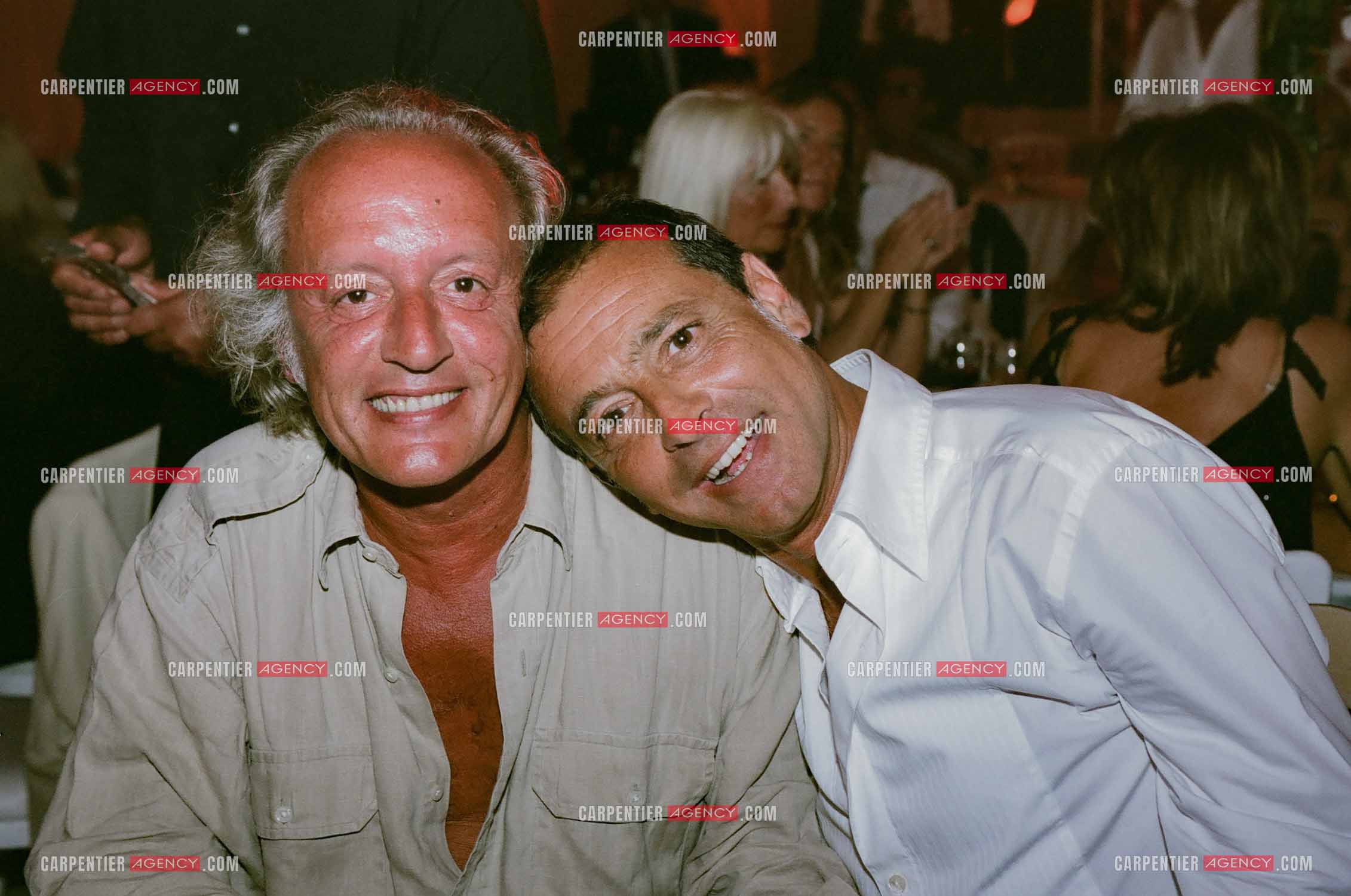 Les deux amis Félix Gray et Didier Barbelivien.    ( Exclusif )