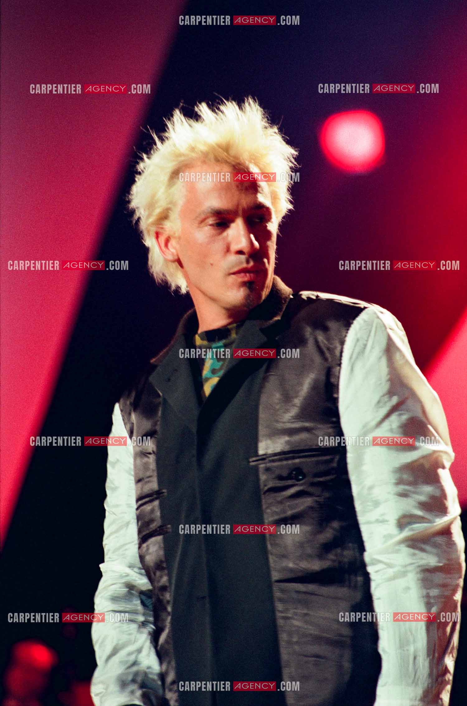 13e cérémonie des Victoires de la musique à l'Olympia le 20 Février 1998. Le chanteur Florent Pagny.