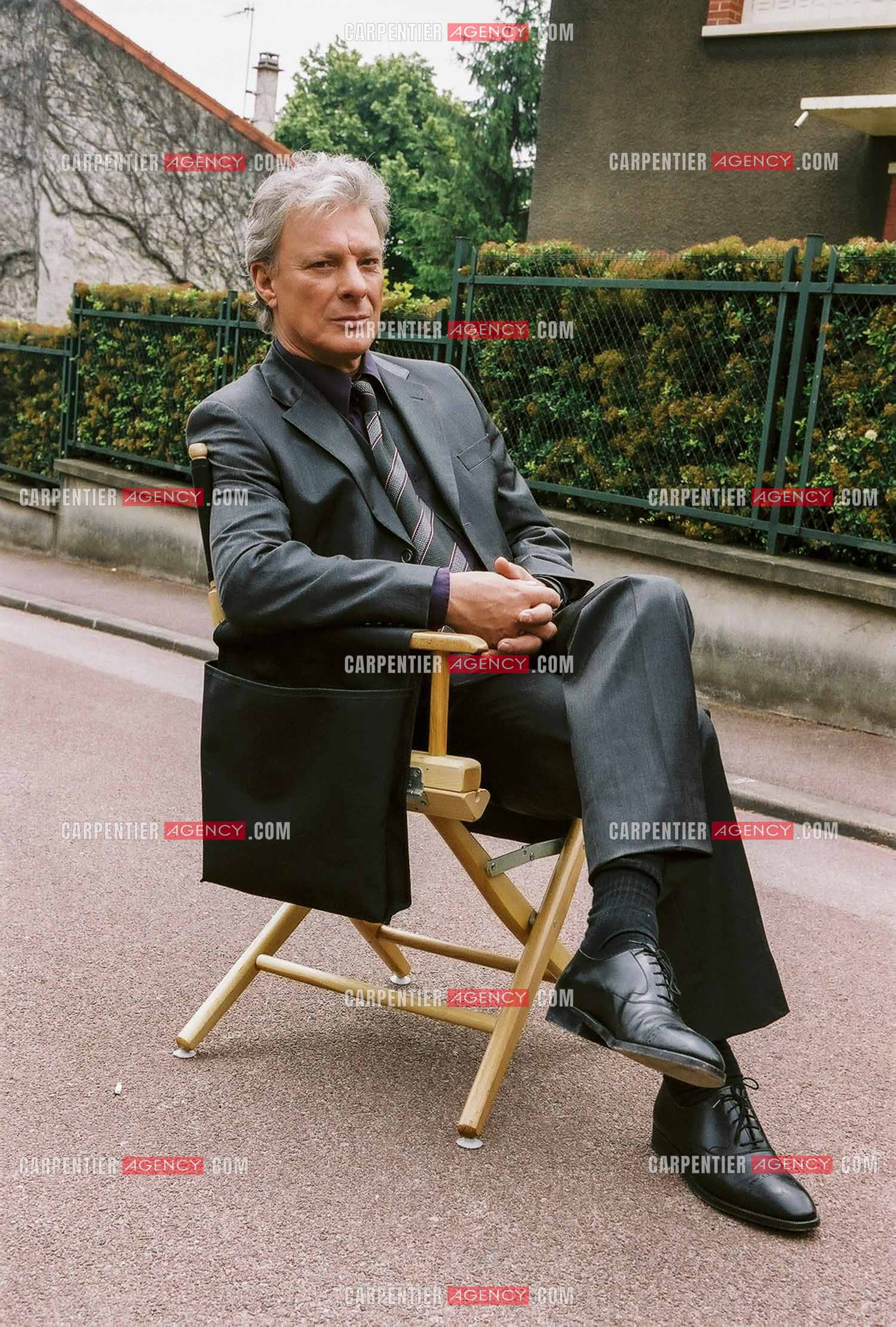 Le chanteur Herbert Léonard lors du tournage d'un épisode de la série Navarro “La mort un dimanche“ en 2006.    ( Exclusif )