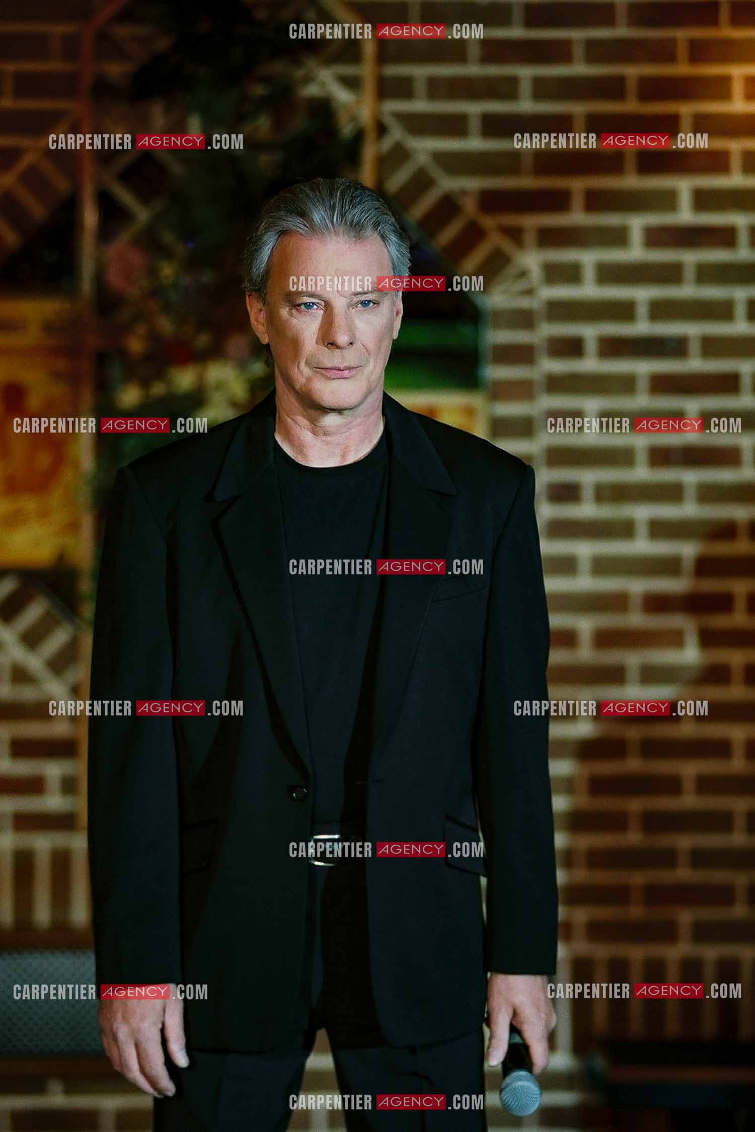 Le chanteur Herbert Léonard lors d'un Gala en 2004.    ( Exclusif )