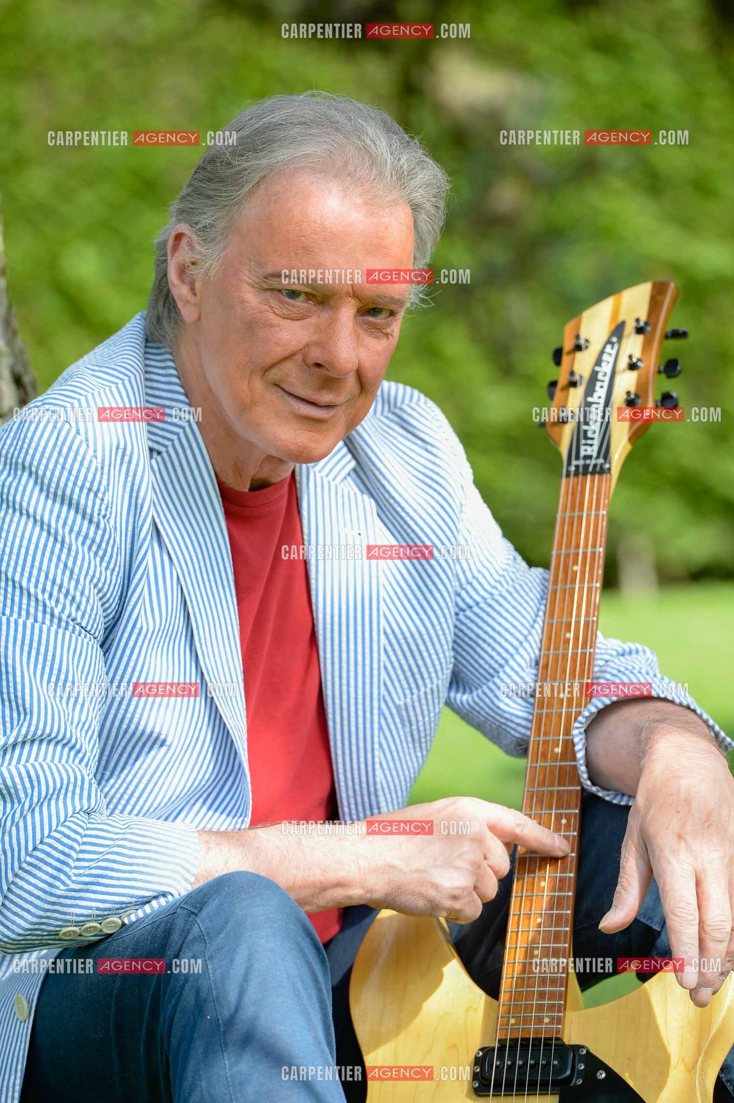 Le chanteur Herbert Léonard chez lui a Barbizon.    ( Exclusif )