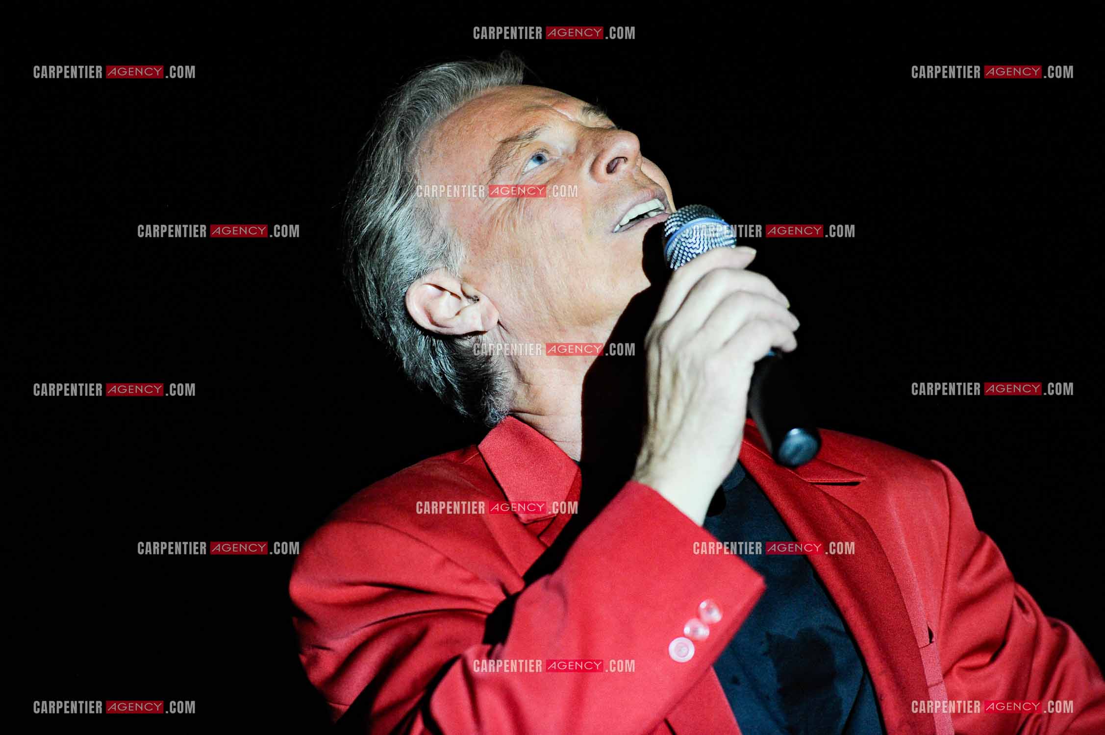 Le chanteur Herbert Léonard en concert en 2011.    ( Exclusif )