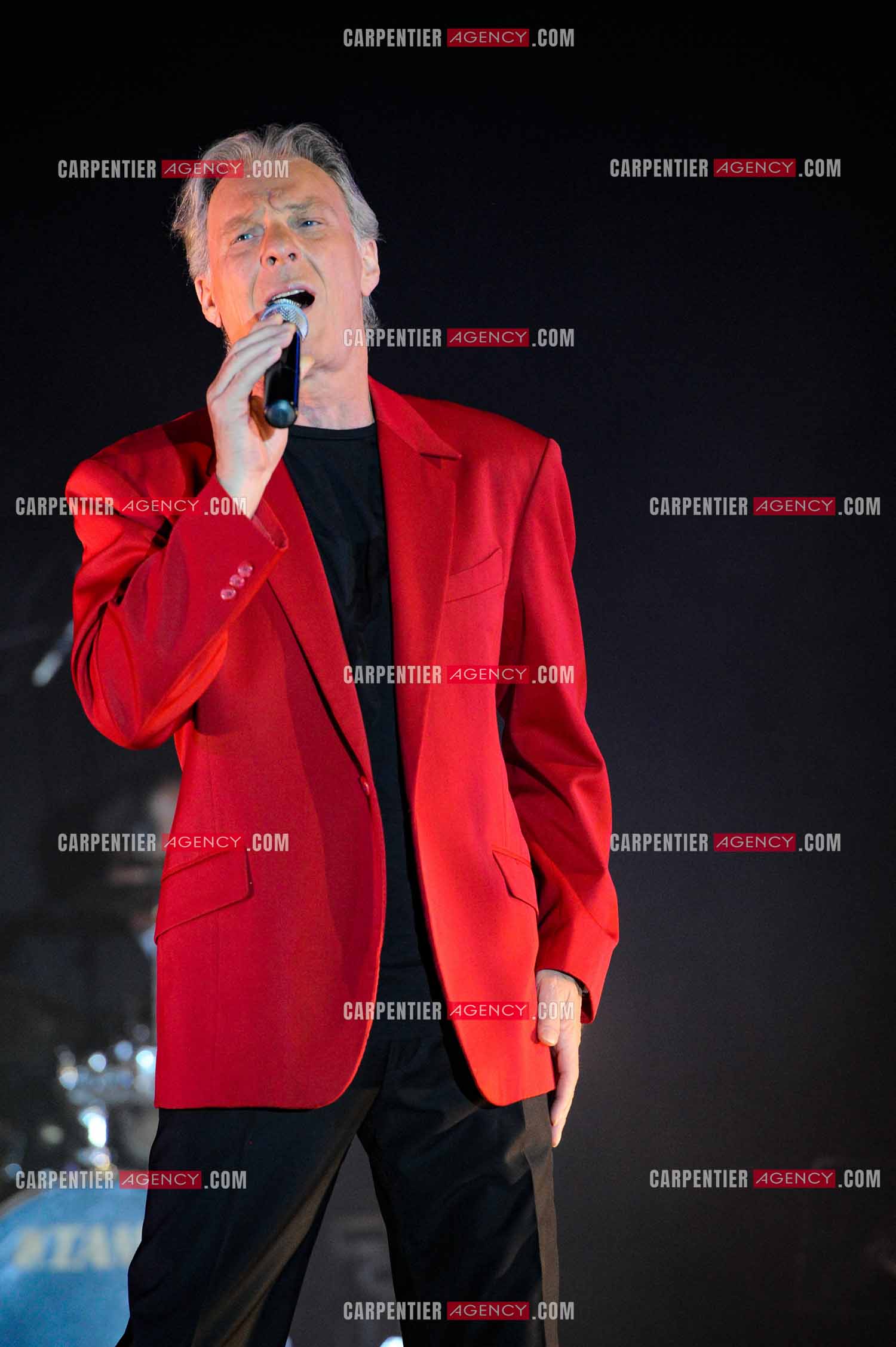 Le chanteur Herbert Léonard en concert en 2011.    ( Exclusif )