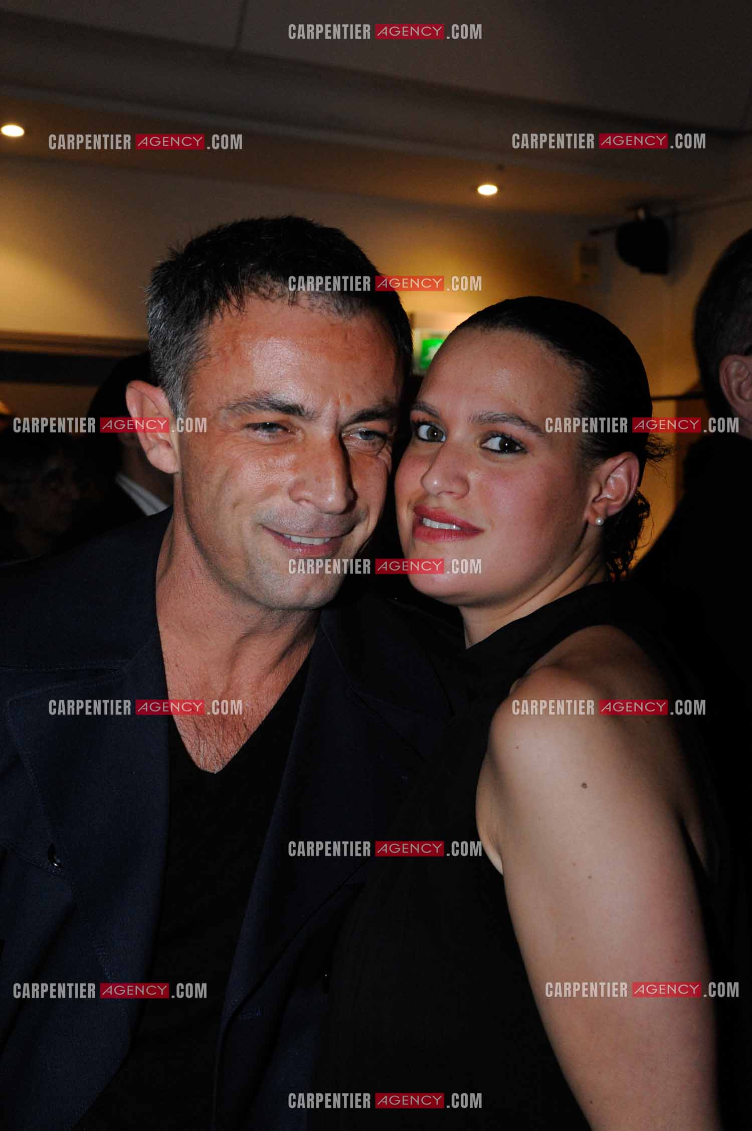 Sortie du livre sur l'animateur Pascal Sevran au Trianon à Paris. Le livre " PASCAL MON AMOUR, MON AMI “ signé des deux auteurs Grégoire Colard et Dominique Lozac'h paru aux éditions Flammarion. L'acteur Frédéric Deban et sa compagne.                      ( Exclusif )