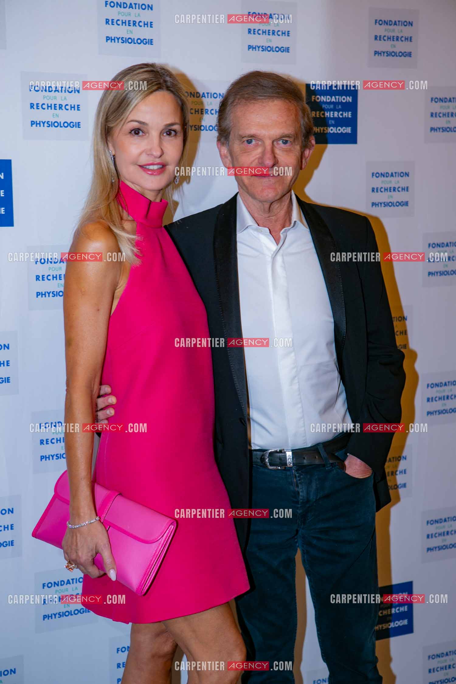 Soirée de Gala des Stéthos d'Or 2025 à l'Hôtel George V à Paris le 24 Mars 2025. Le docteur Frédéric Saldmann et sa femme Marie.