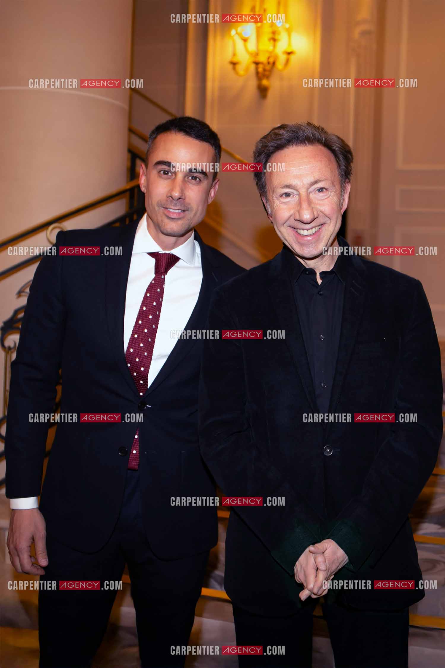 Soirée de Gala des Stéthos d'Or 2025 à l'Hôtel George V à Paris le 24 Mars 2025. Stéphane Bern et son compagnon Yori Bailleres.