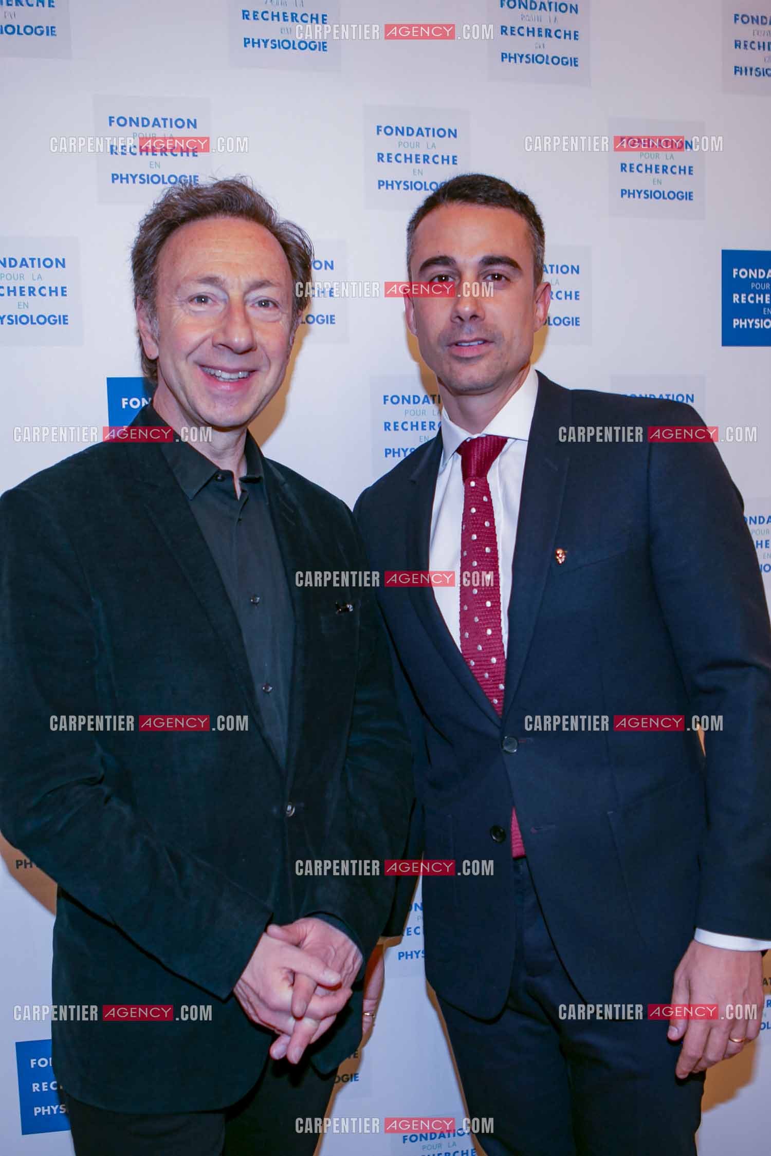Soirée de Gala des Stéthos d'Or 2025 à l'Hôtel George V à Paris le 24 Mars 2025. Stéphane Bern et son compagnon Yori Bailleres.
