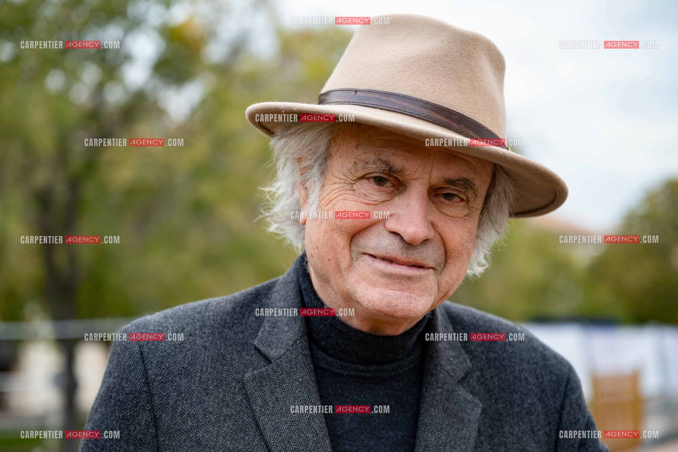 Salon du livre 2024 place des Armes à Toulon. Le journaliste français Franz-Olivier Giesbert.  ( Exclusif )