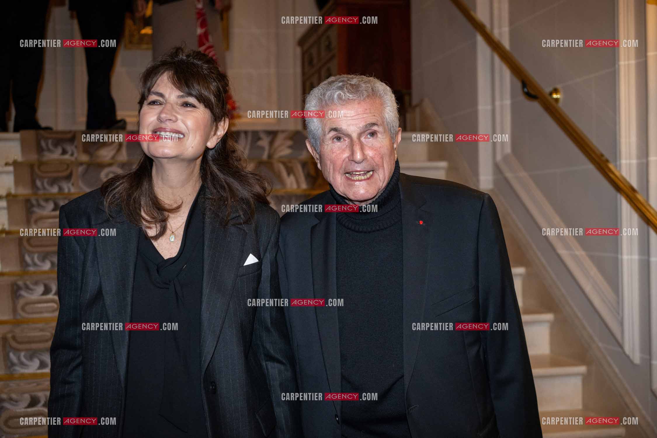 Soirée de Gala des Stéthos d'Or 2024 à l'Hôtel George V à Paris le 18 Mars 2024. Le réalisateur Claude Lelouch et sa femme Valérie Perrin.
