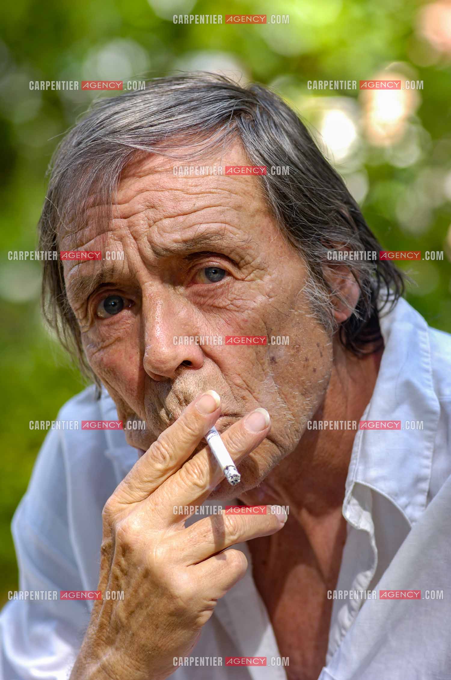 Le chanteur François Deguelt chez lui dans le sud de la France.  ( Exclusif )