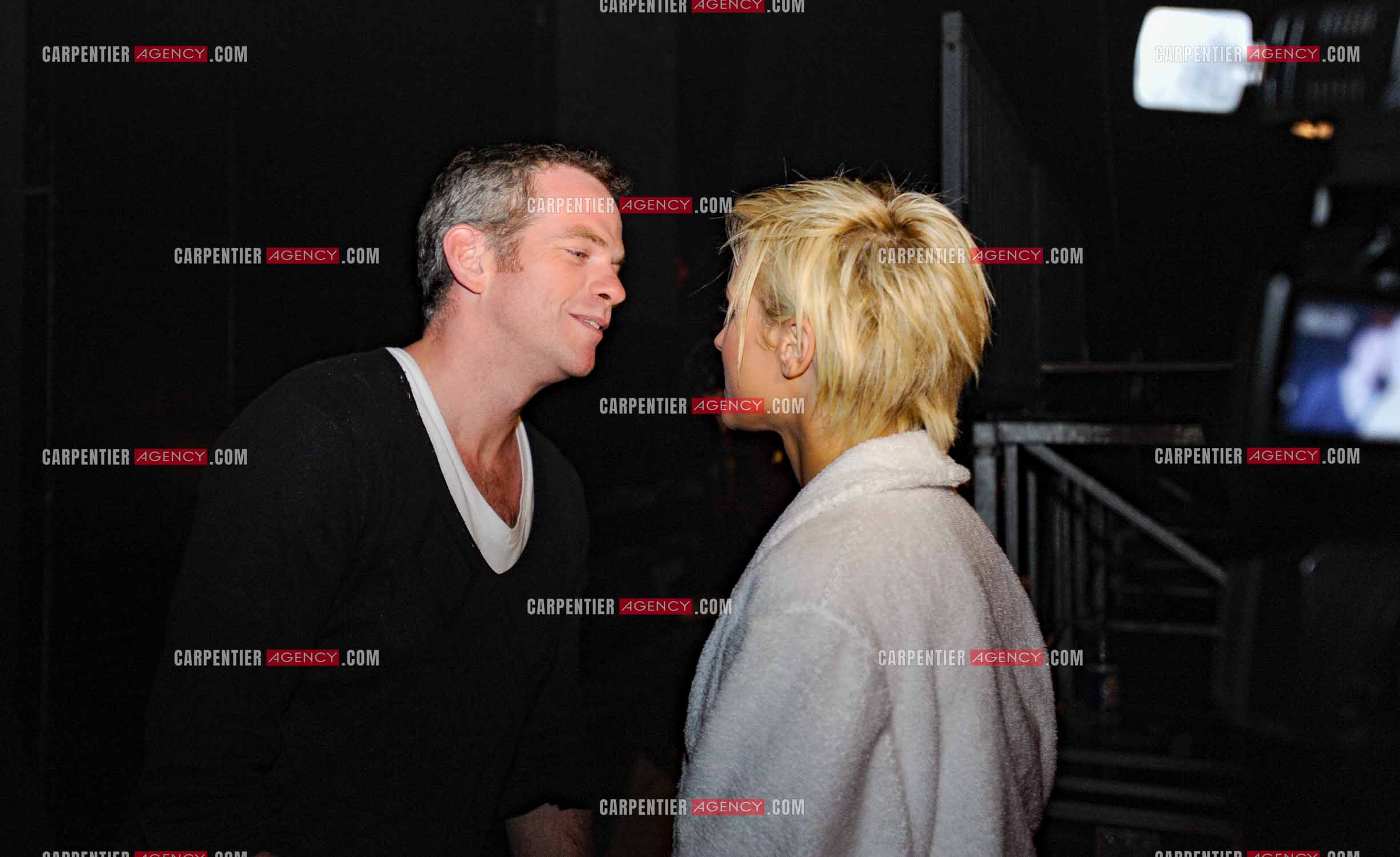 La chanteuse Lorie Pester avec son nouveau fiancé, le chanteur Garou. ( Exclusif )