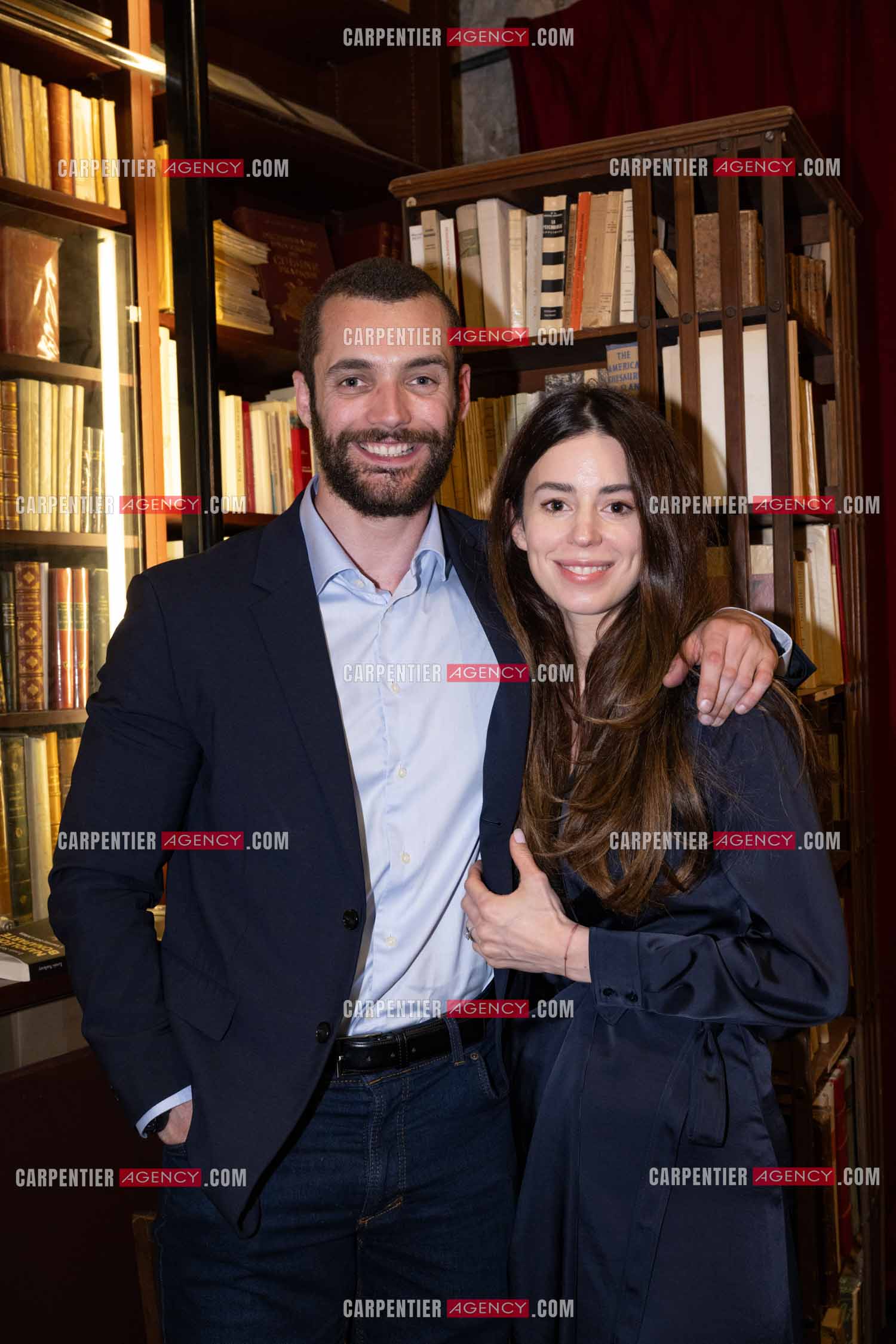 Louis Sarkozy et sa femme Natali Husic attendent leur premier enfant.  ( Exclusif )