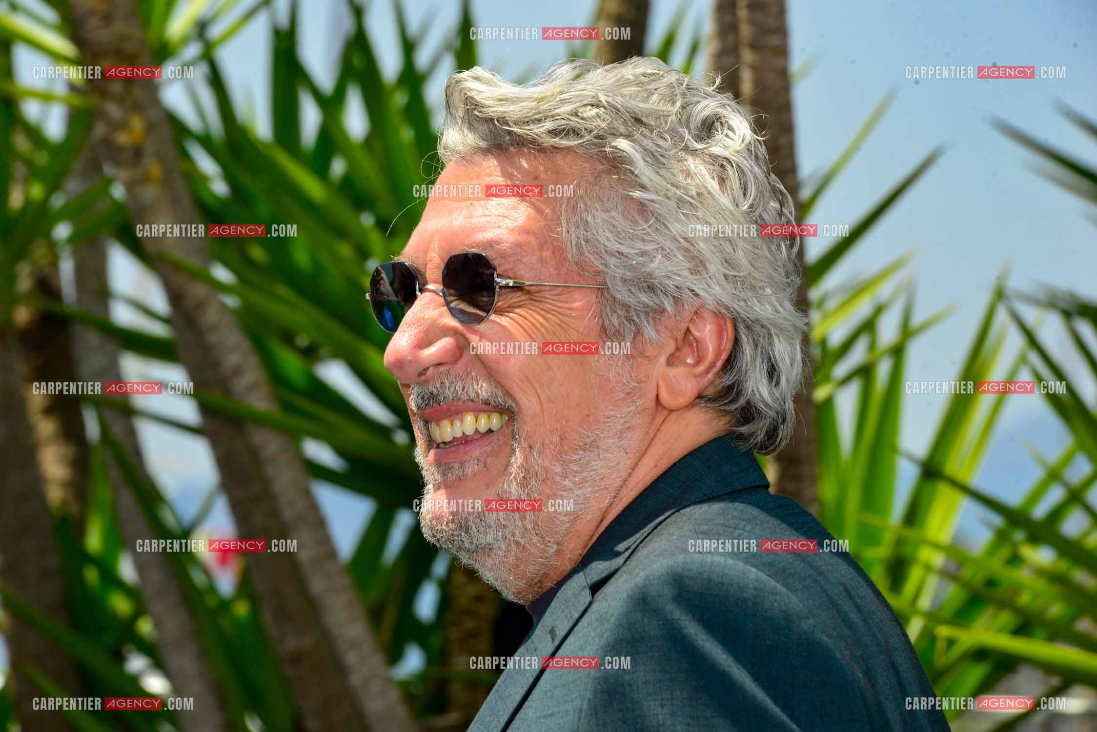 Festival de Cannes 2022. 75e édition, du 17 au 28 mai 2022 au Palais des festivals à Cannes. Alain Chabat assiste au photocall pour la projection du film “ Les causes de la Toux “.
