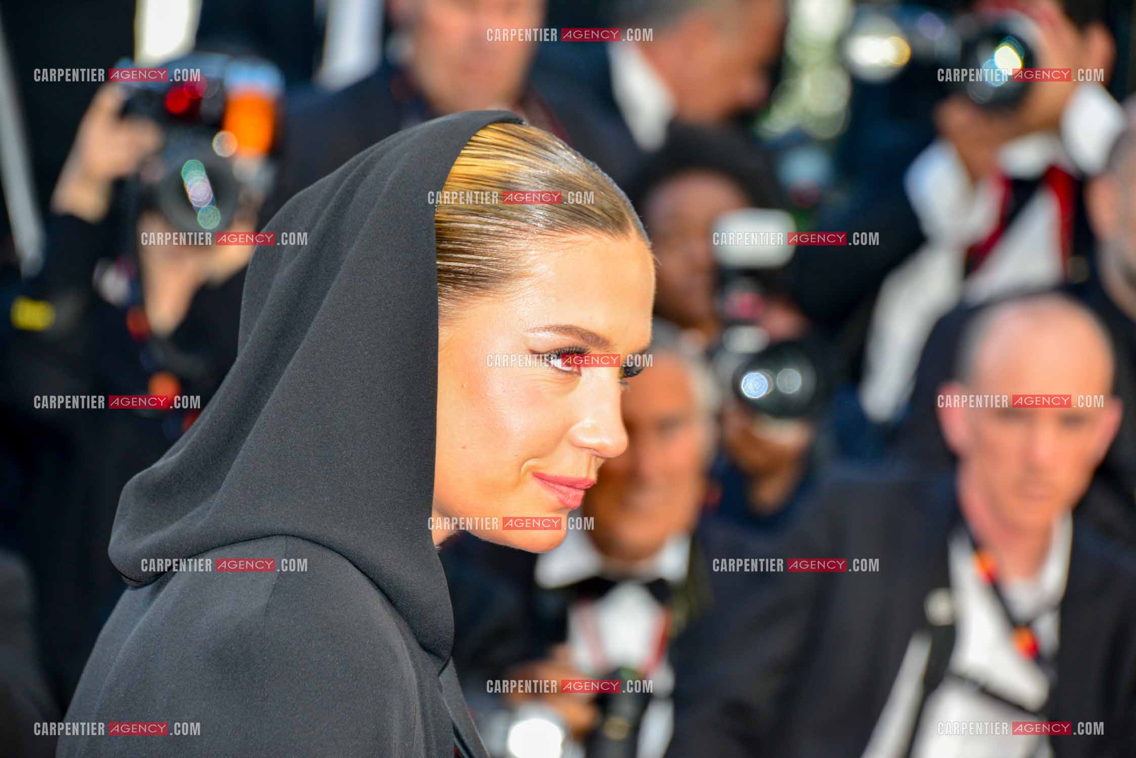 Festival de Cannes 2023. L'actrice Adèle Exarchopoulos sur le tapis rouge.