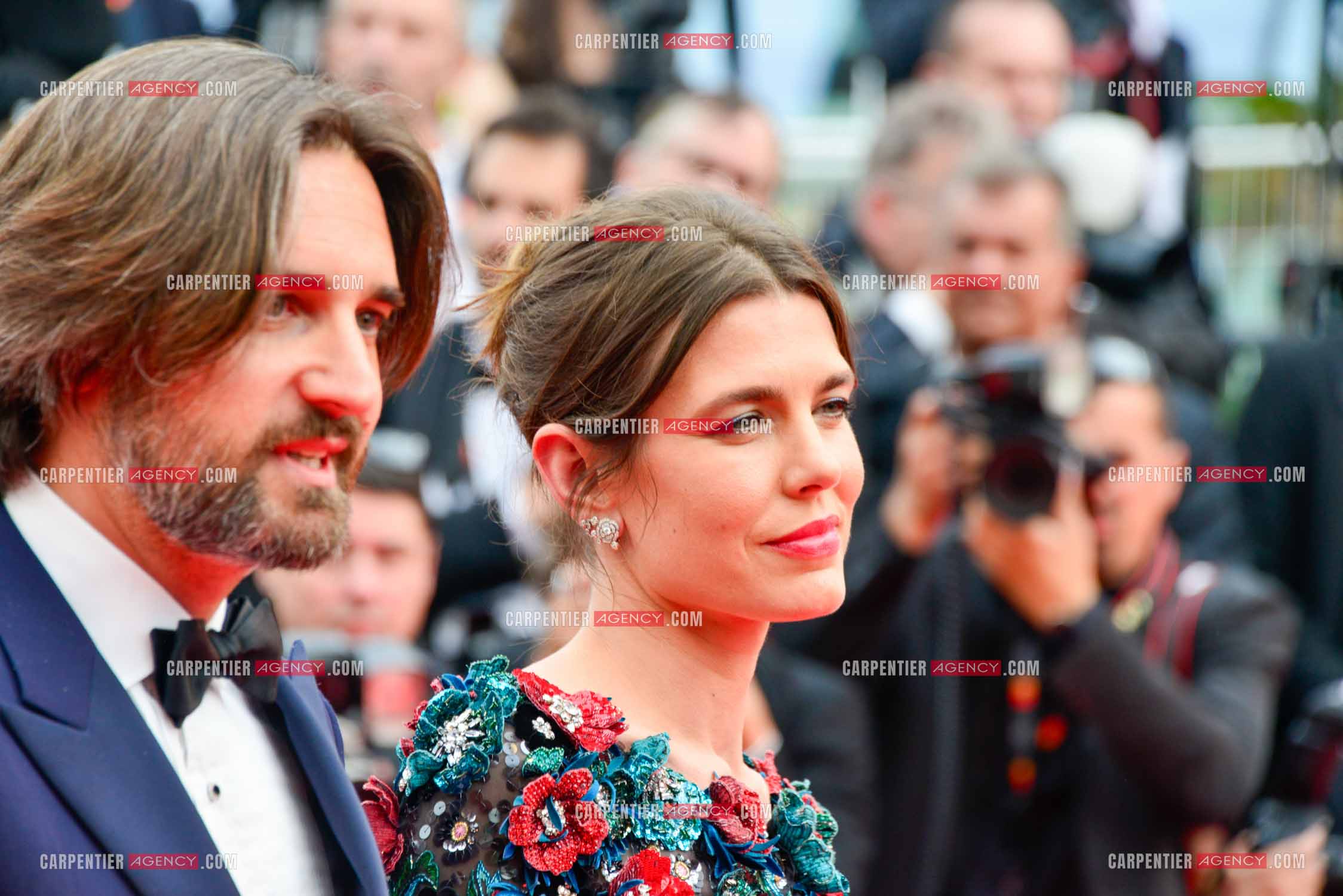 Festival de Cannes 2023. 76e édition, du 16 au 27 mai 2023 au Palais des festivals, à Cannes. Le producteur de cinéma‎ français Dimitri Rassam et Charlotte Casiraghi assistent à la cérémonie d'ouverture et à la projection du film “ Jeanne du Barry “.