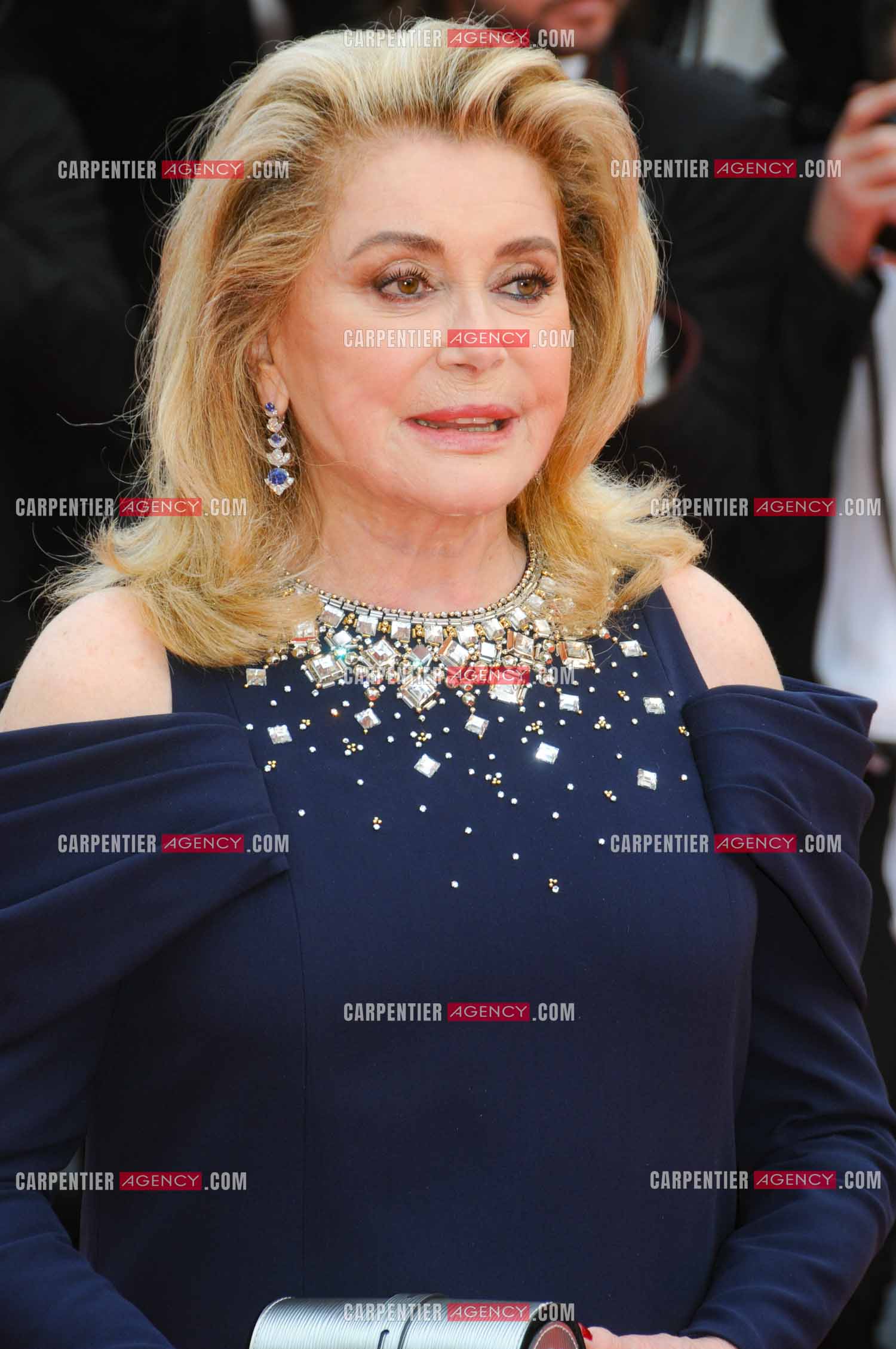 Festival de Cannes 2023. 76e édition, du 16 au 27 mai 2023 au Palais des festivals, à Cannes. L'actrice Catherine Deneuve assiste à la cérémonie d'ouverture et à la projection du film “ Jeanne du Barry “.