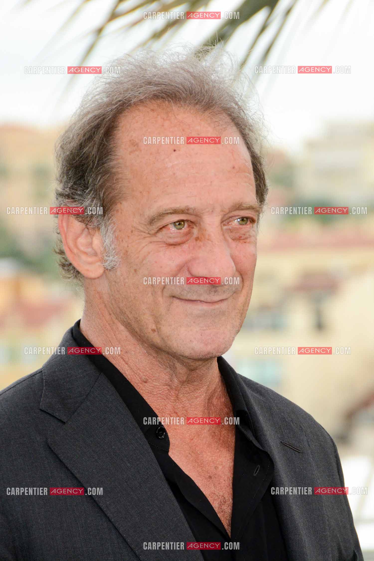 Ouverture du  77ème Festival de Cannes du 14 au 25 mai 2024. L'acteur Vincent Lindon au photocall.