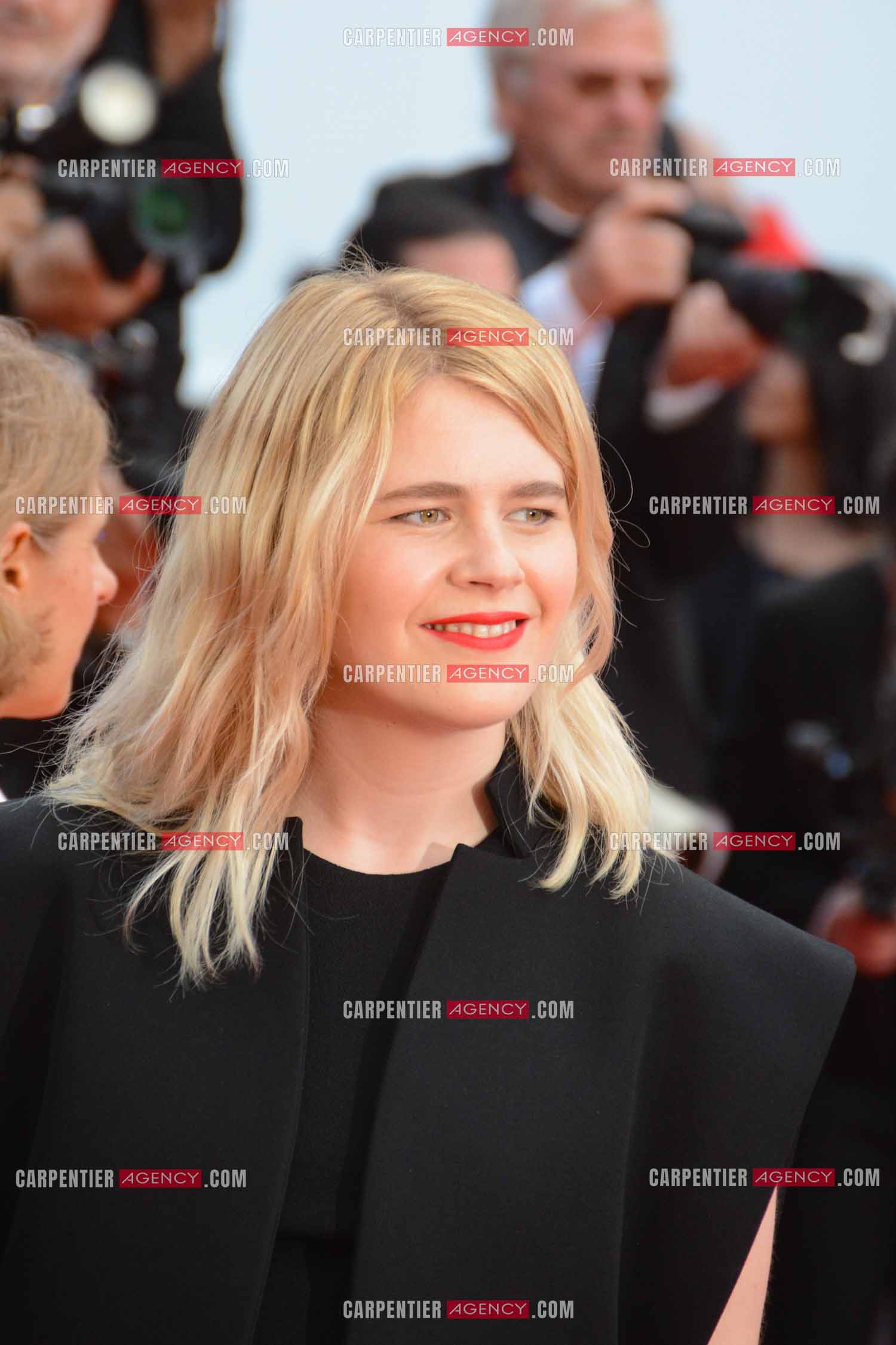 Festival de Cannes 2024. 77e édition du 14 au 25 Mai 2024. Montée des marches du film “ Megalopolis “. L'actrice Zaho de Sagazan.