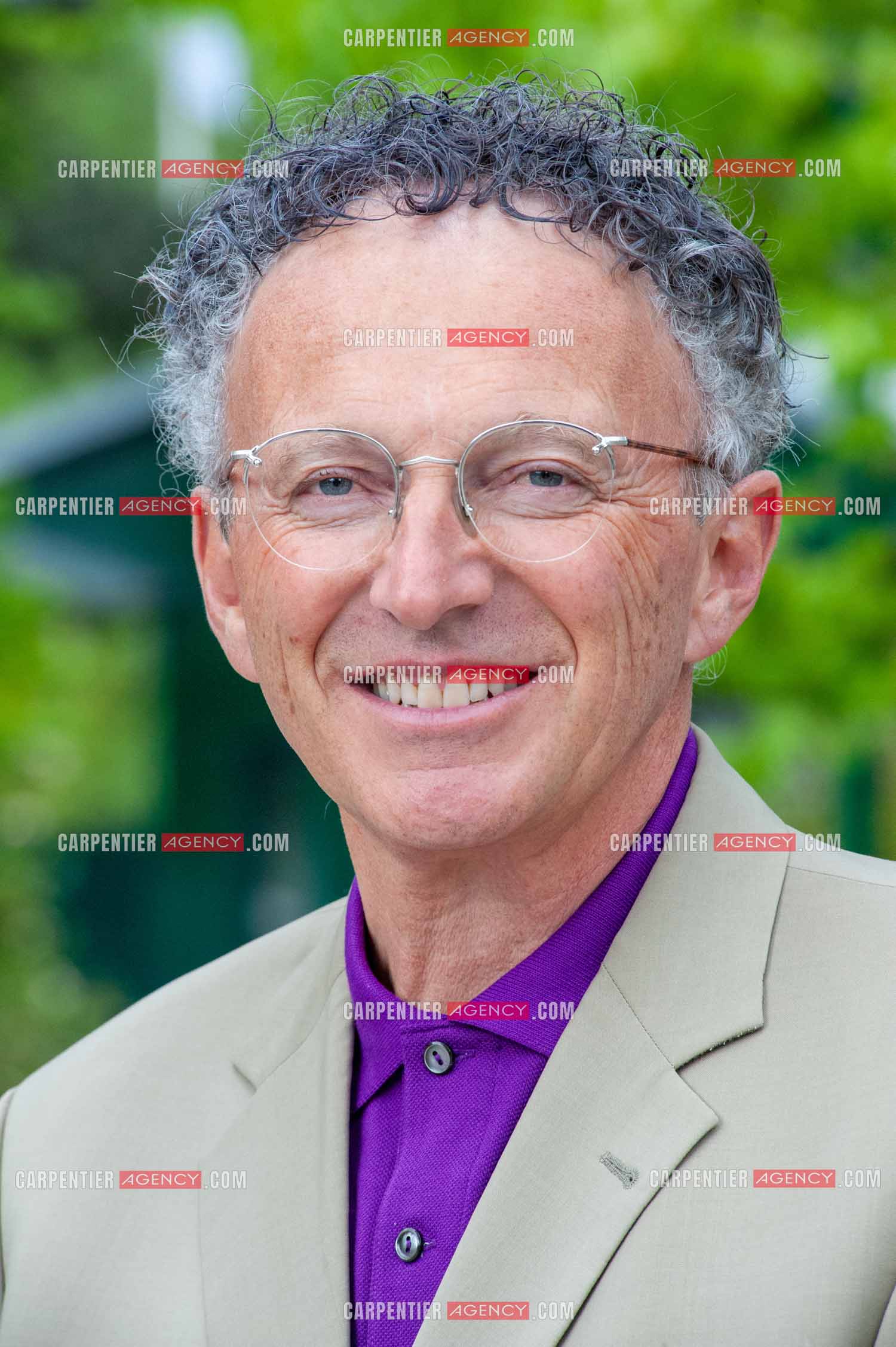 Le journaliste Nelson Monfort à Roland-Garros.  ( Exclusif )