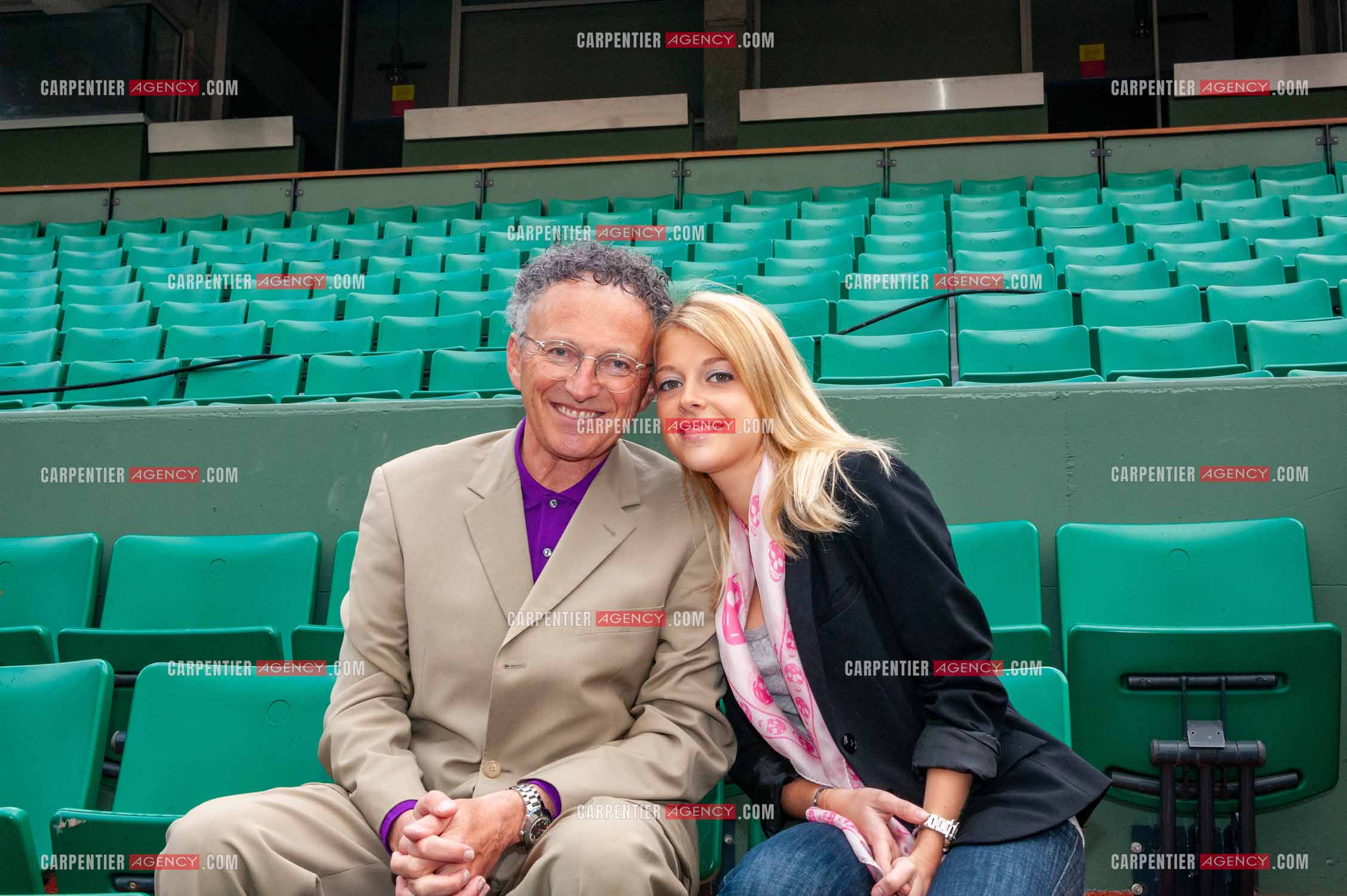 Le journaliste Nelson Monfort à Roland-Garros. Nelson et sa fille Victoria. ( Exclusif )