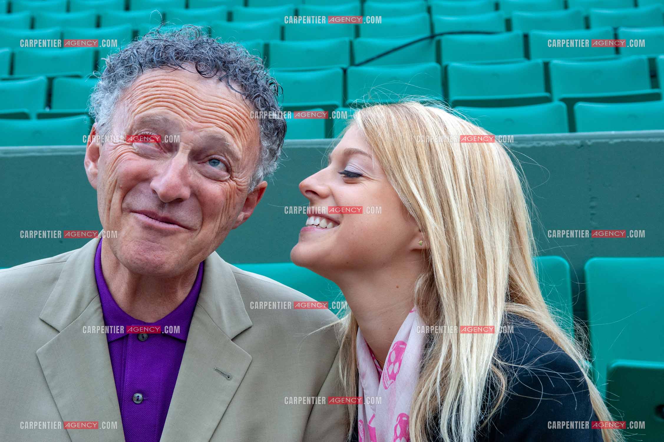Le journaliste Nelson Monfort à Roland-Garros. Nelson et sa fille Victoria. ( Exclusif )