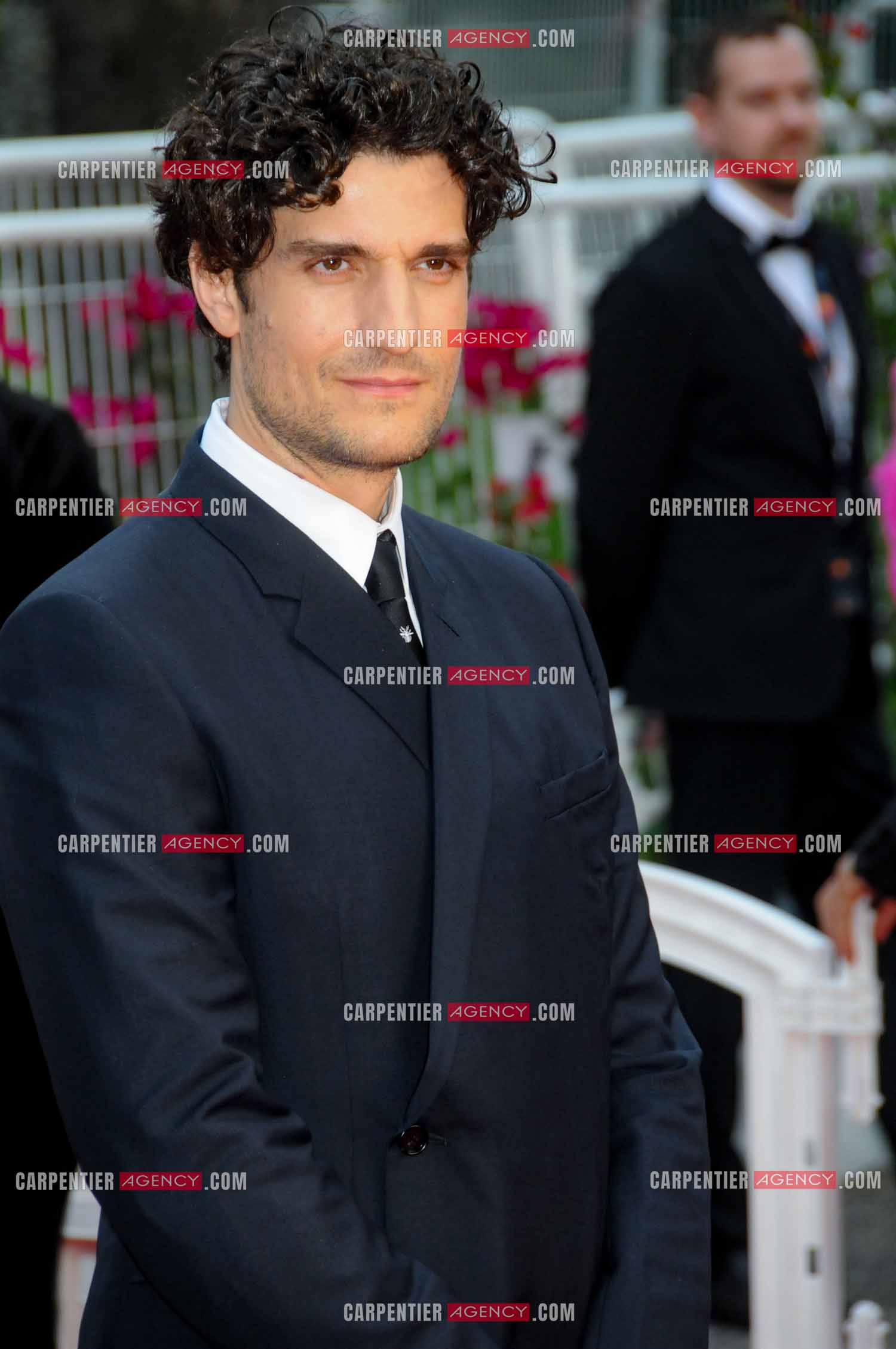 Festival de Cannes 2024. 77e édition du 14 au 25 Mai 2024. Montée des marches du film “ Le deuxième acte “ pour la cérémonie d’ouverture. L'acteur Louis Garrel.