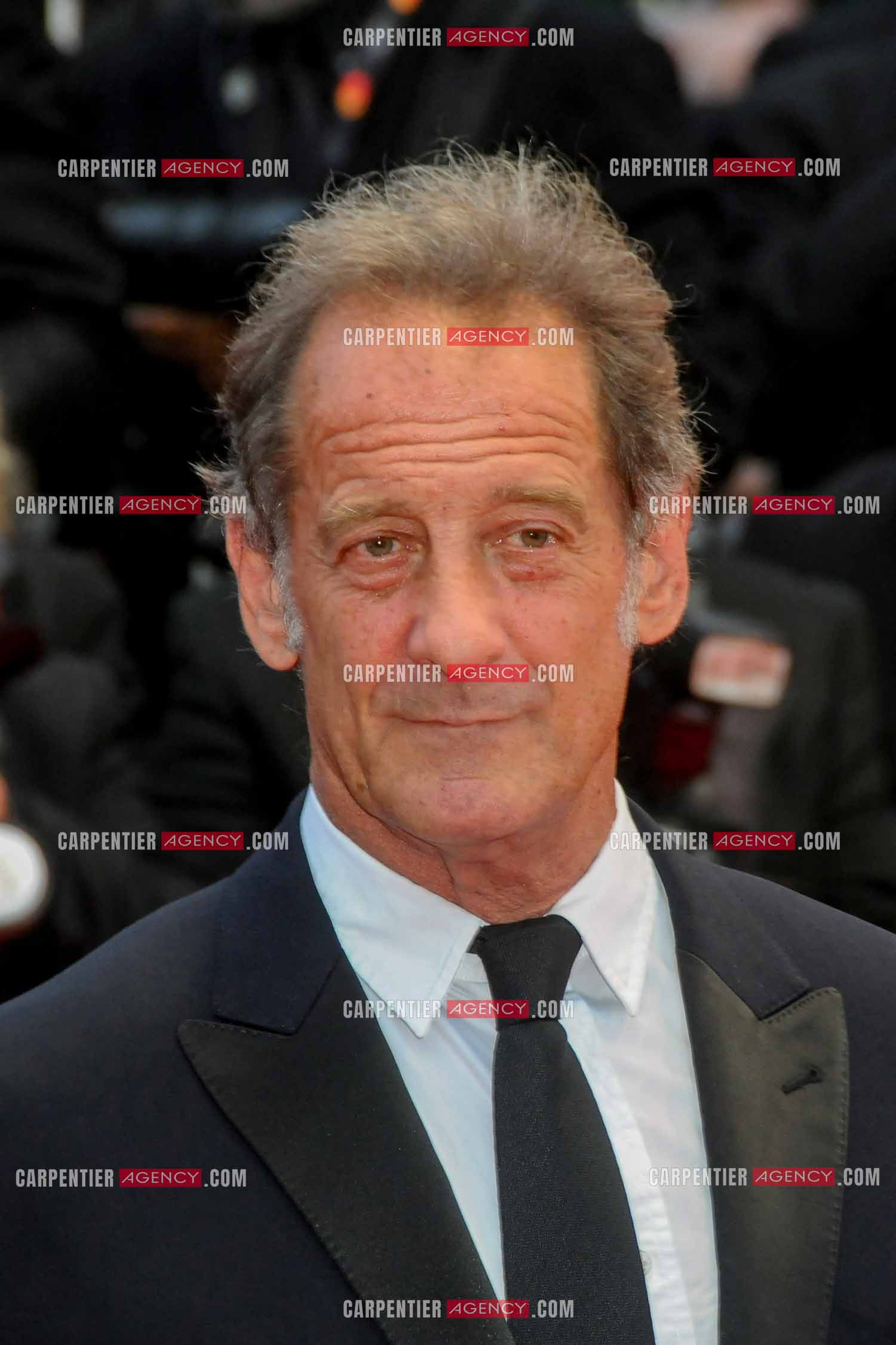 Festival de Cannes 2024. 77e édition du 14 au 25 Mai 2024. Montée des marches du film “ Le deuxième acte “ pour la cérémonie d’ouverture. L'acteur Vincent Lindon.