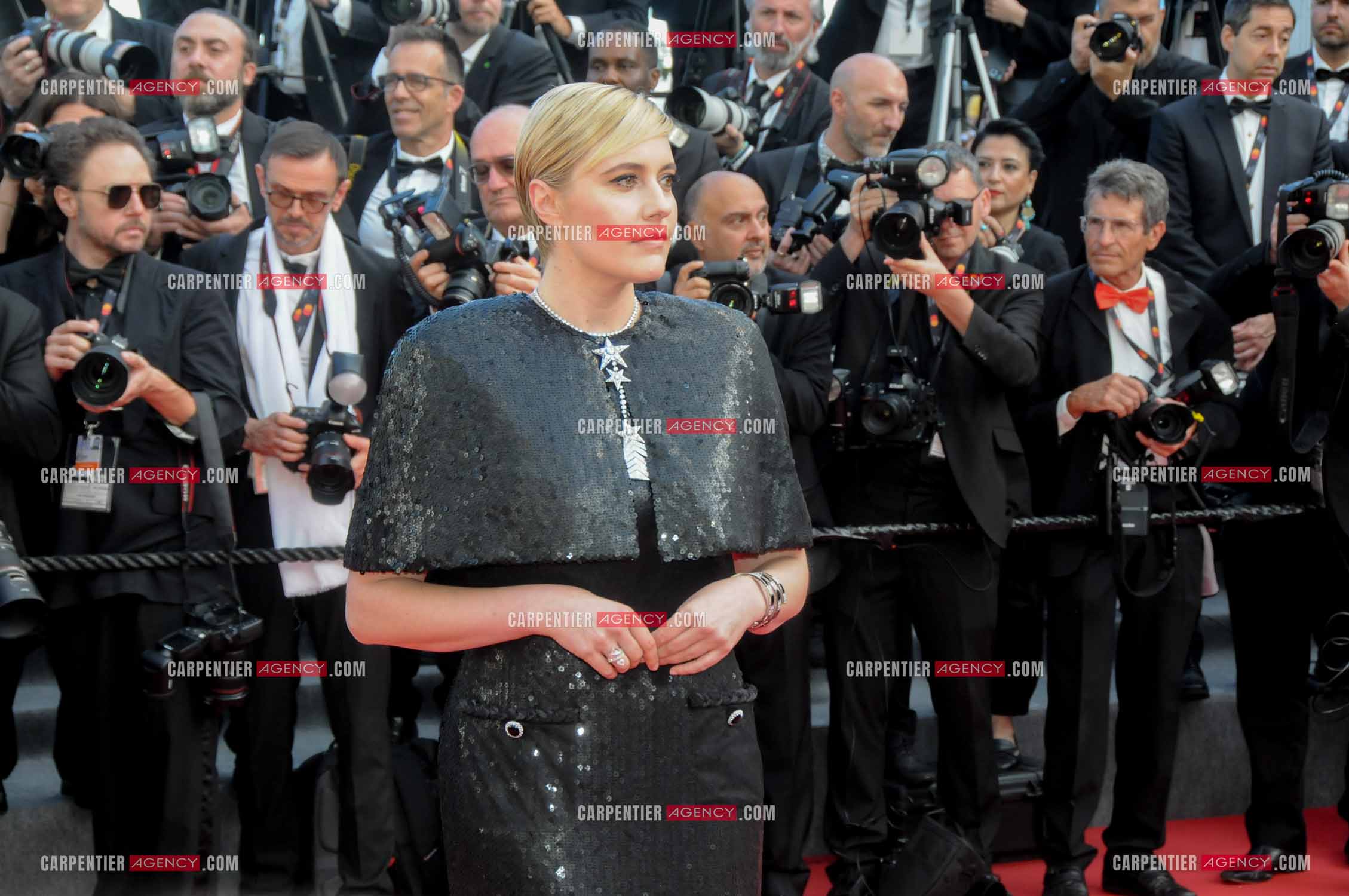 Festival de Cannes 2024. 77e édition du 14 au 25 Mai 2024. Montée des marches du film “ Megalopolis “. L'actrice Greta Gerwig.